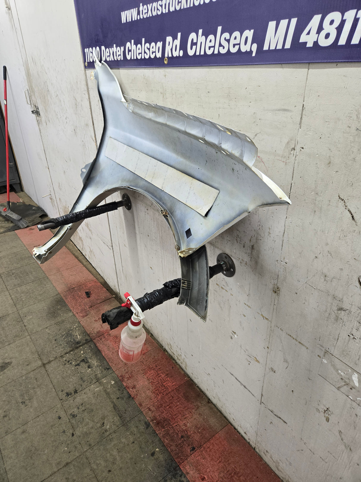 2009-2018 Dodge Ram 4th Gen LH Driver Side Front Fender 1500 2500 3500 - White & Tan