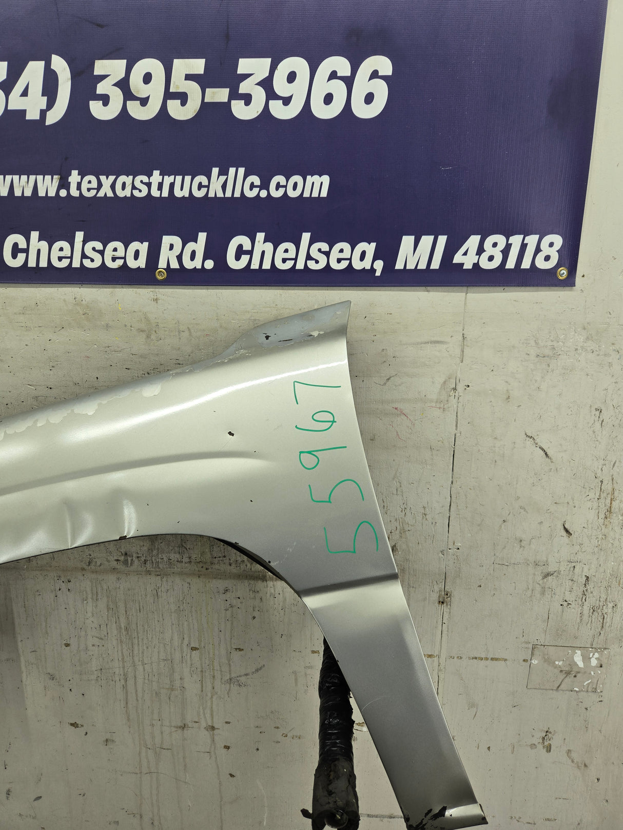 1999-2002 Chevrolet Silverado / Tahoe / Suburban 1500 2500 3500 HD LH Driver Side Front Fender - Pewter