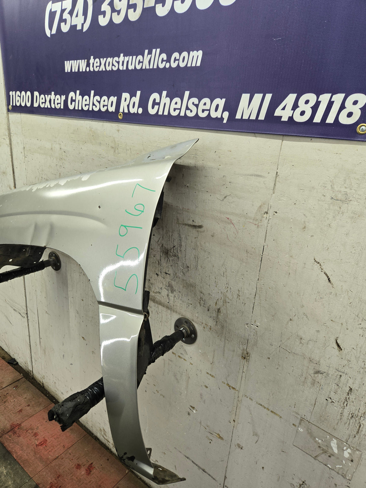 1999-2002 Chevrolet Silverado / Tahoe / Suburban 1500 2500 3500 HD LH Driver Side Front Fender - Pewter