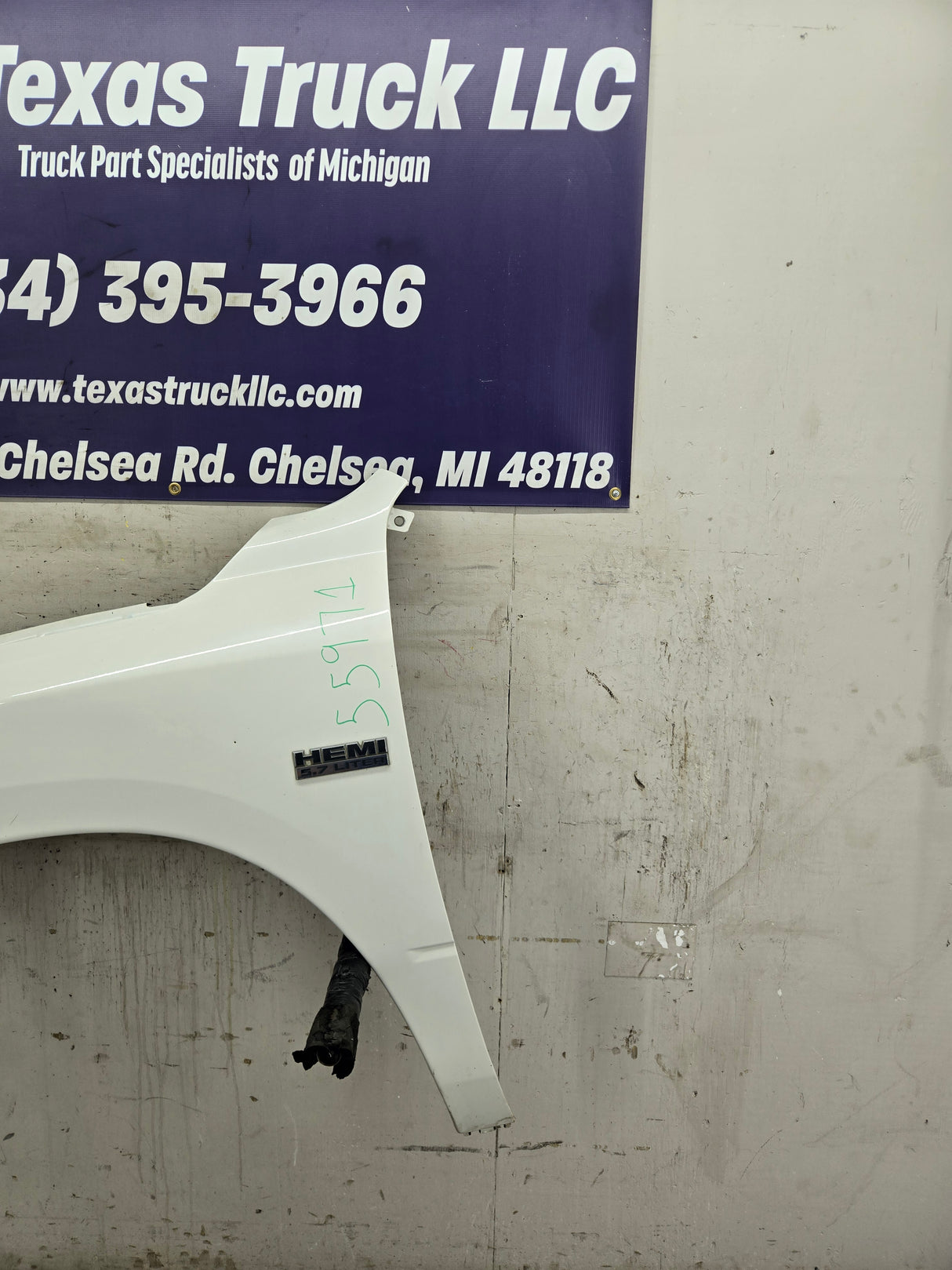 2009-2018 Dodge Ram 4th Gen LH Driver Side Front Fender 1500 2500 3500 - Cream White