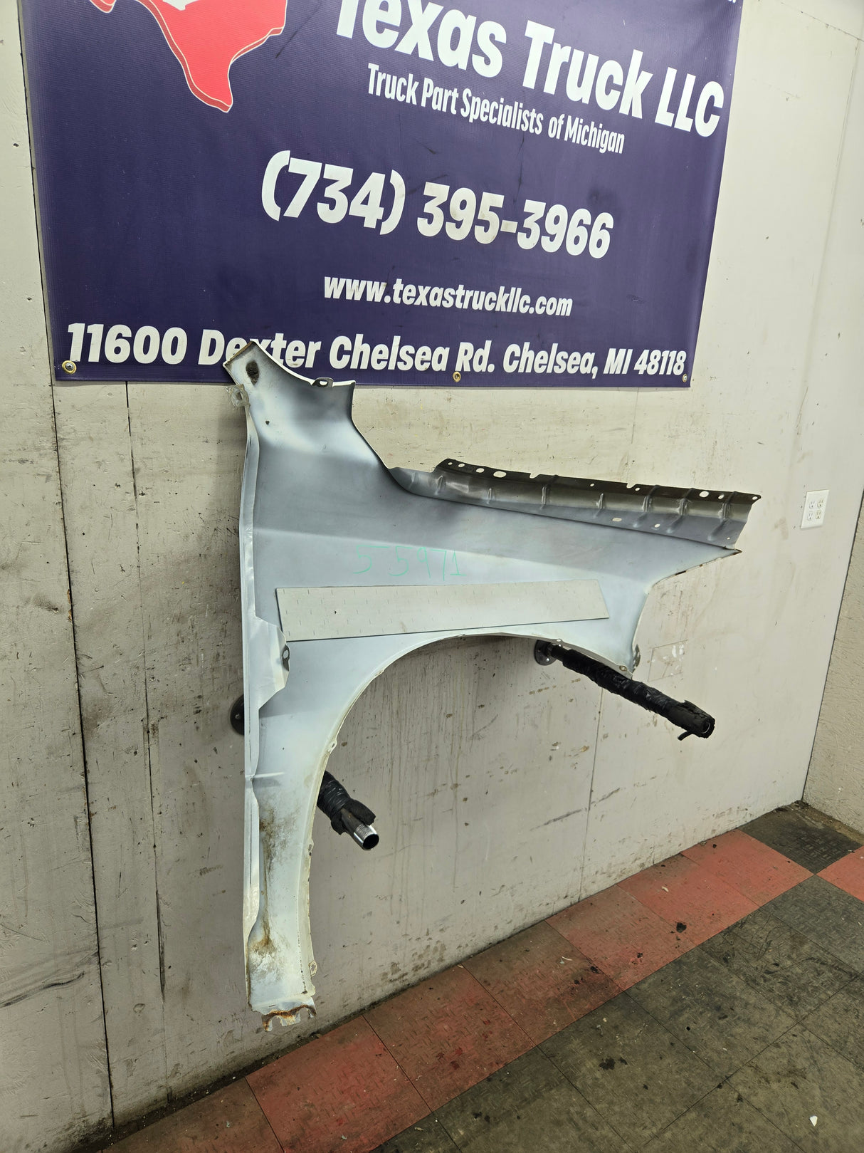 2009-2018 Dodge Ram 4th Gen LH Driver Side Front Fender 1500 2500 3500 - Cream White