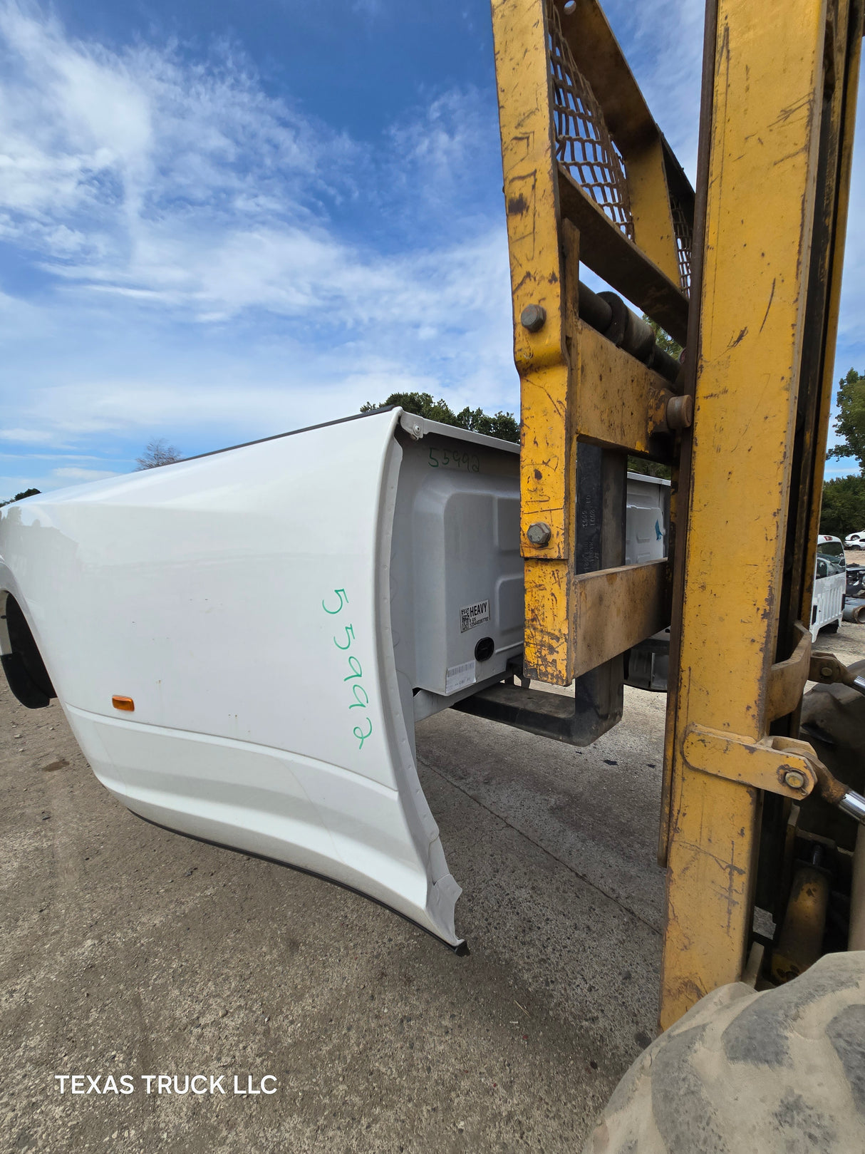 2009-2018 Dodge Ram 3500 4500 4th Gen 8' Dually Truck Passenger Side Bedside - White