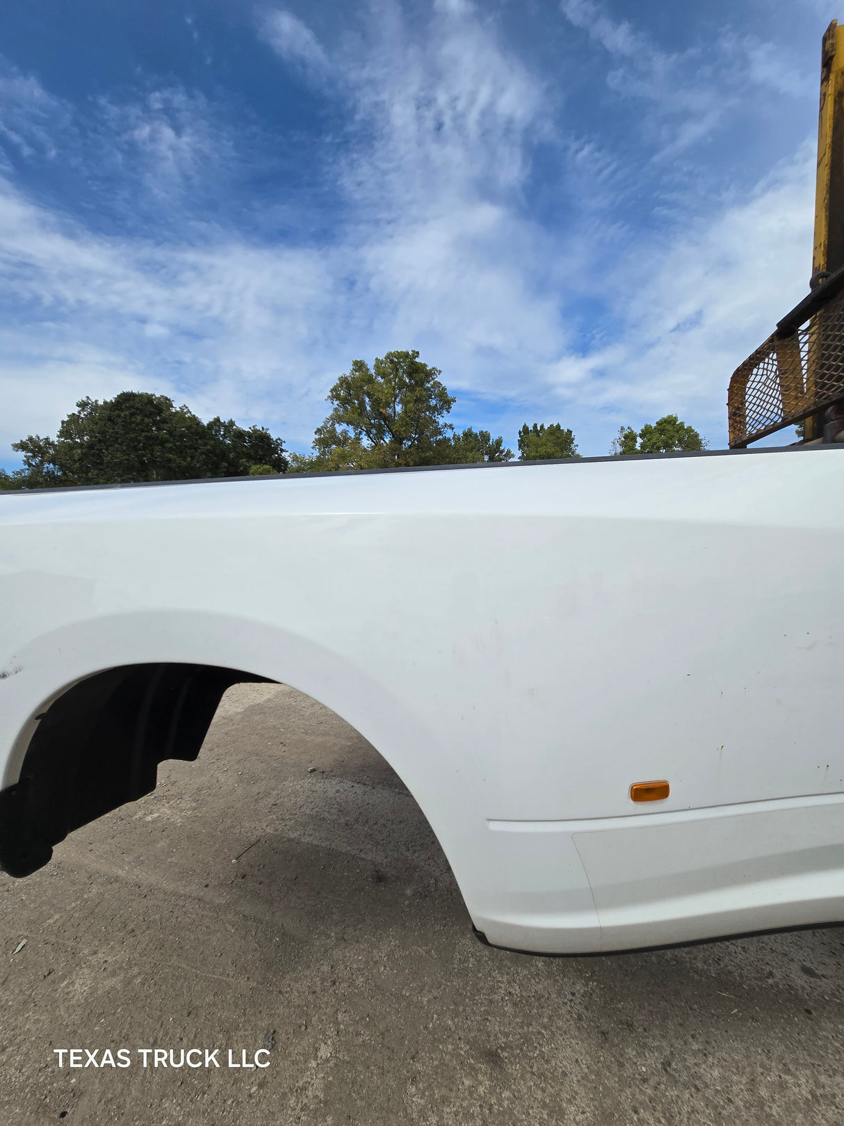 2009-2018 Dodge Ram 3500 4500 4th Gen 8' Dually Truck Passenger Side Bedside - White