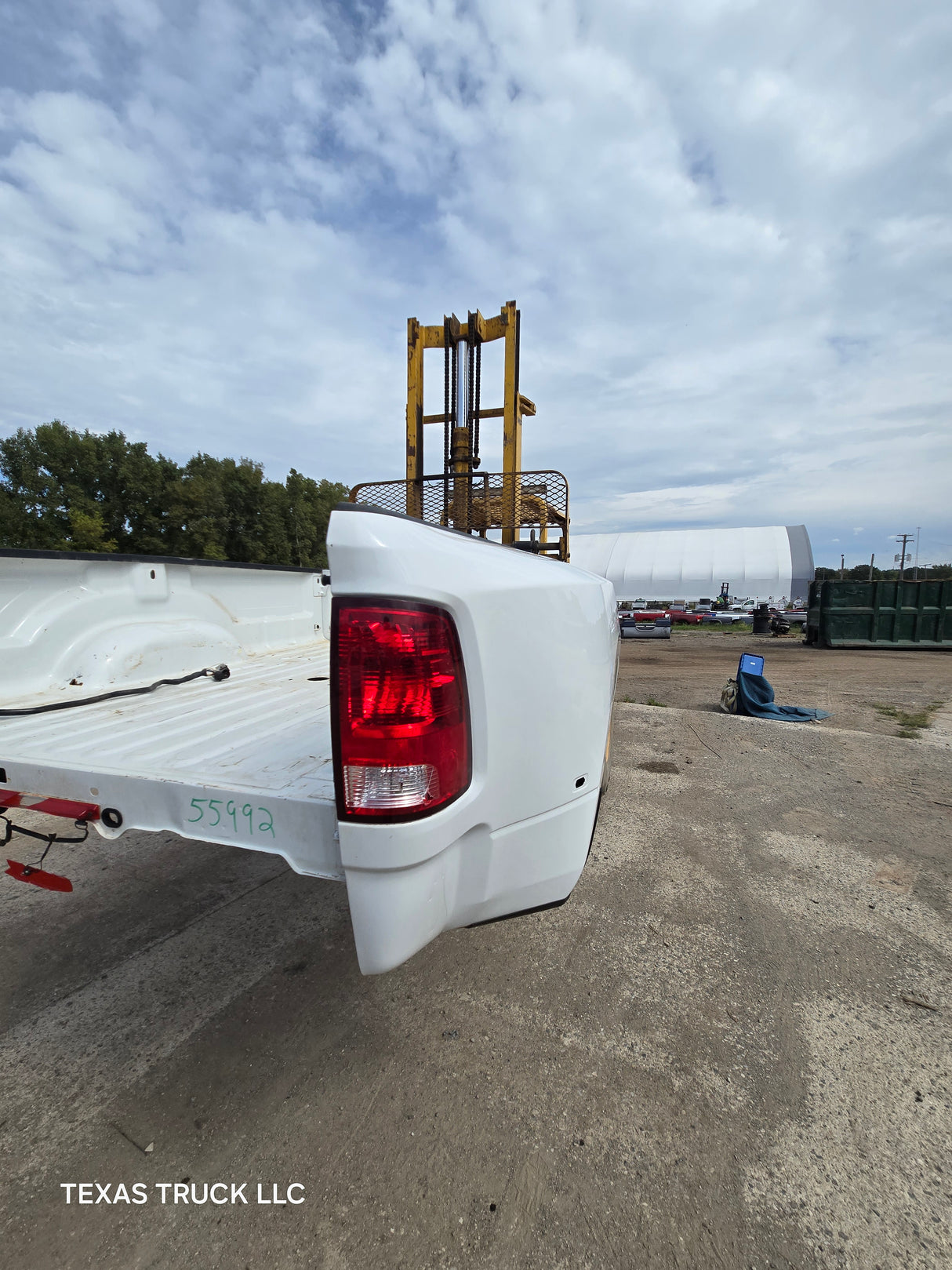 2009-2018 Dodge Ram 3500 4500 4th Gen 8' Dually Truck Passenger Side Bedside - White