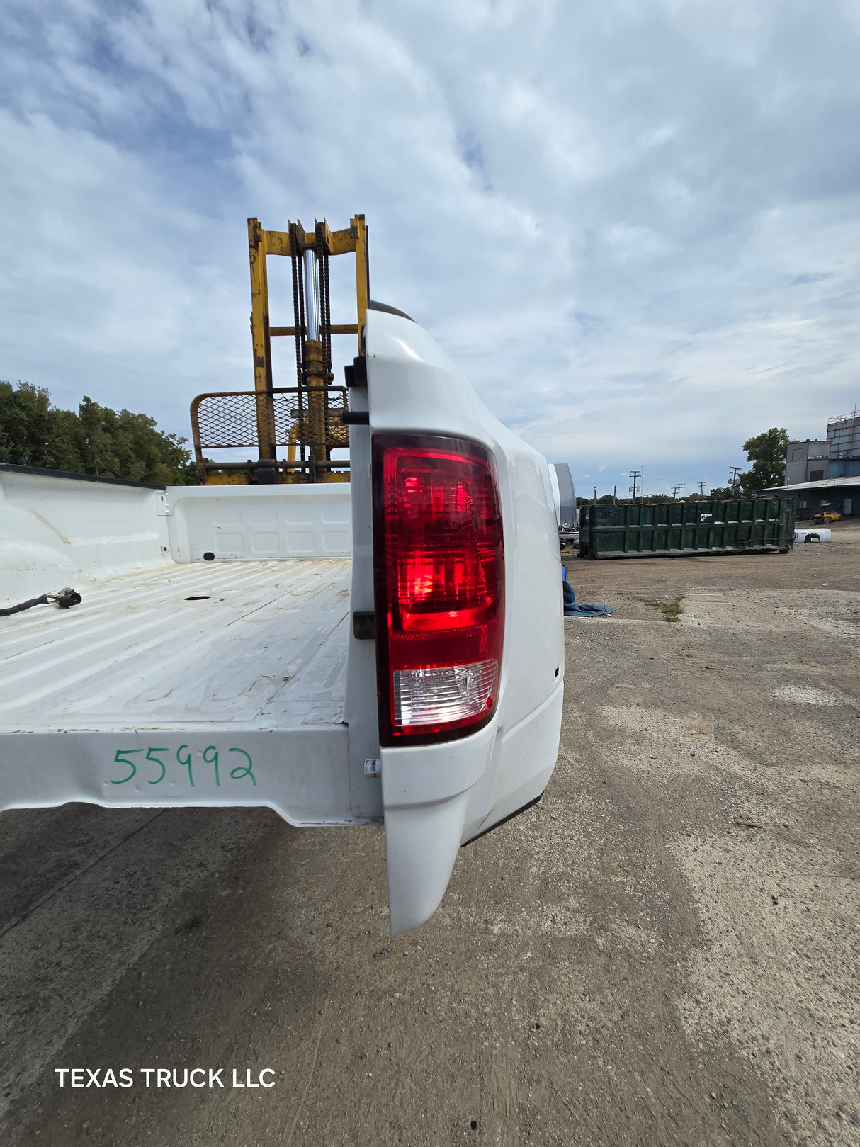 2009-2018 Dodge Ram 3500 4500 4th Gen 8' Dually Truck Passenger Side Bedside - White