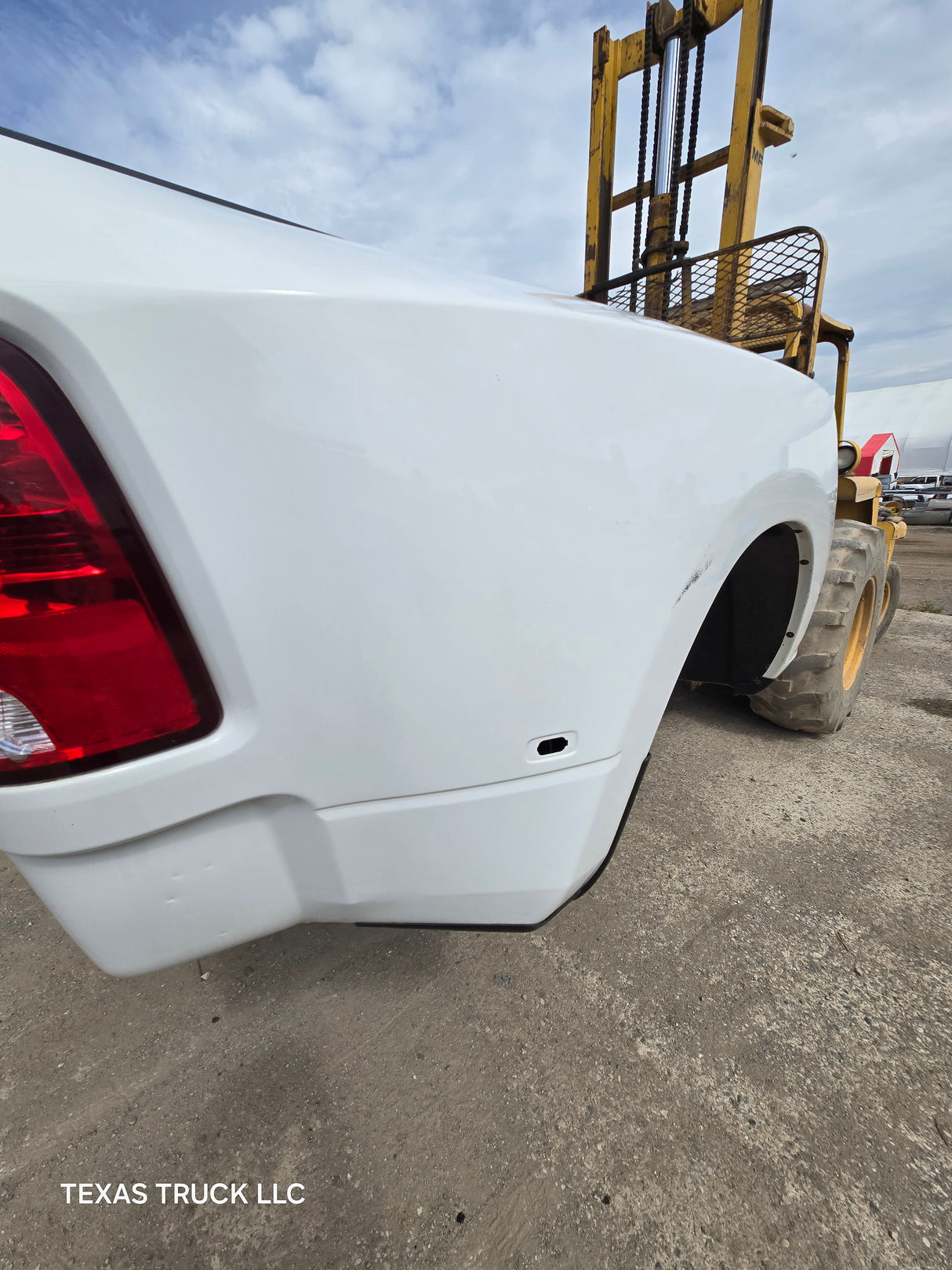 2009-2018 Dodge Ram 3500 4500 4th Gen 8' Dually Truck Passenger Side Bedside - White