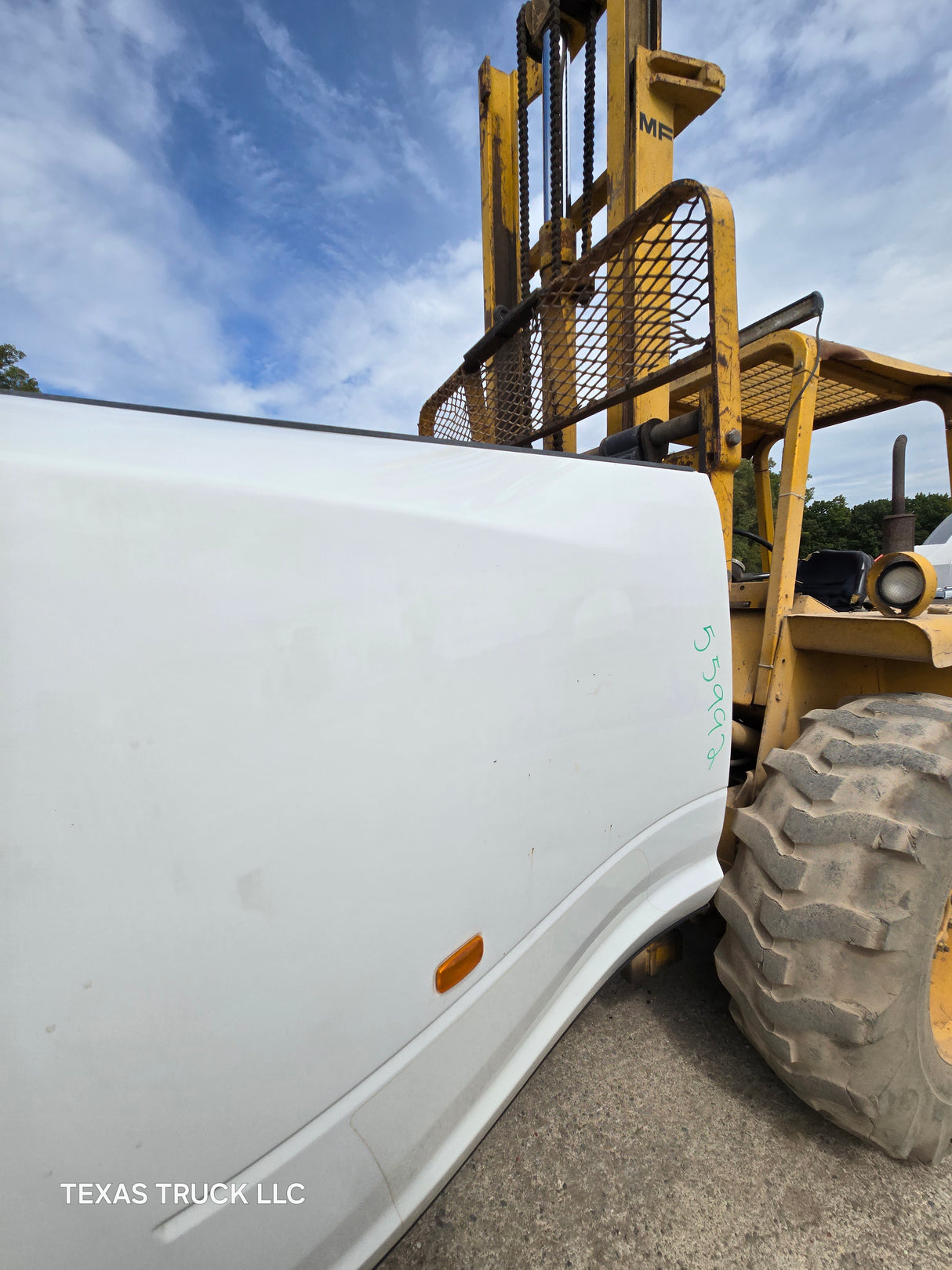 2009-2018 Dodge Ram 3500 4500 4th Gen 8' Dually Truck Passenger Side Bedside - White