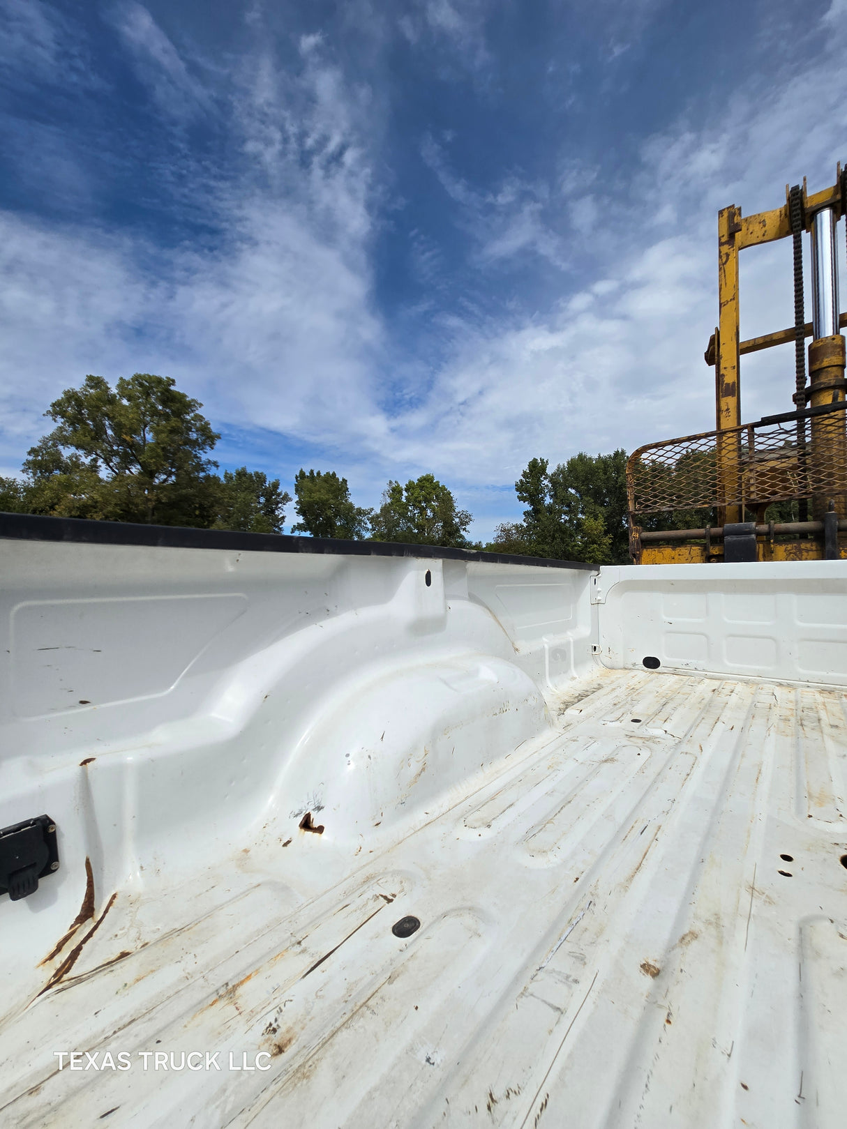 2009-2018 Dodge Ram 3500 4500 4th Gen 8' Dually Truck Passenger Side Bedside - White