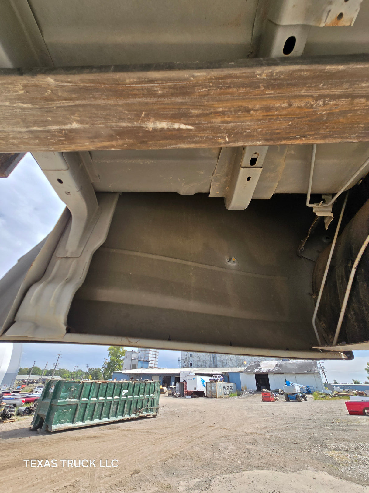 2009-2018 Dodge Ram 3500 4500 4th Gen 8' Dually Truck Passenger Side Bedside - White