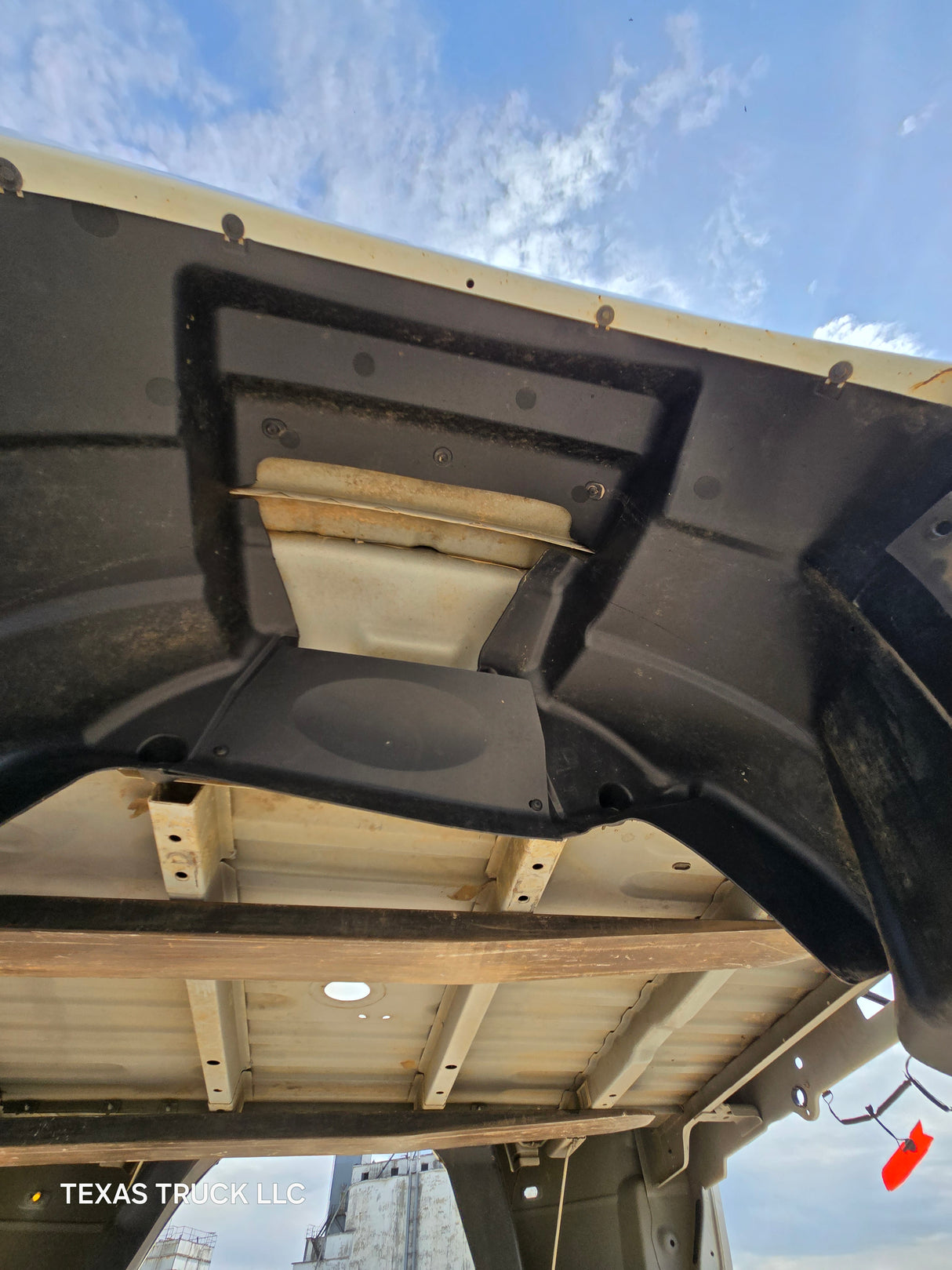 2009-2018 Dodge Ram 3500 4500 4th Gen 8' Dually Truck Passenger Side Bedside - White