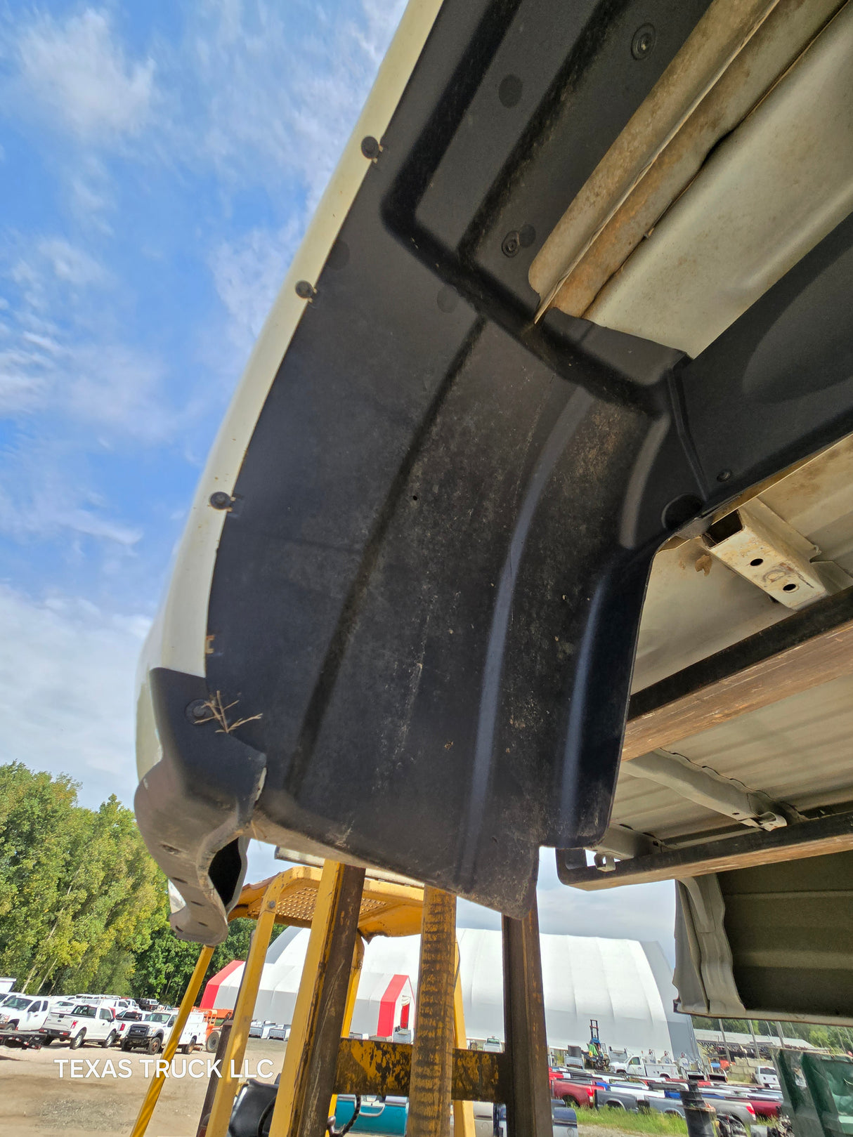 2009-2018 Dodge Ram 3500 4500 4th Gen 8' Dually Truck Passenger Side Bedside - White