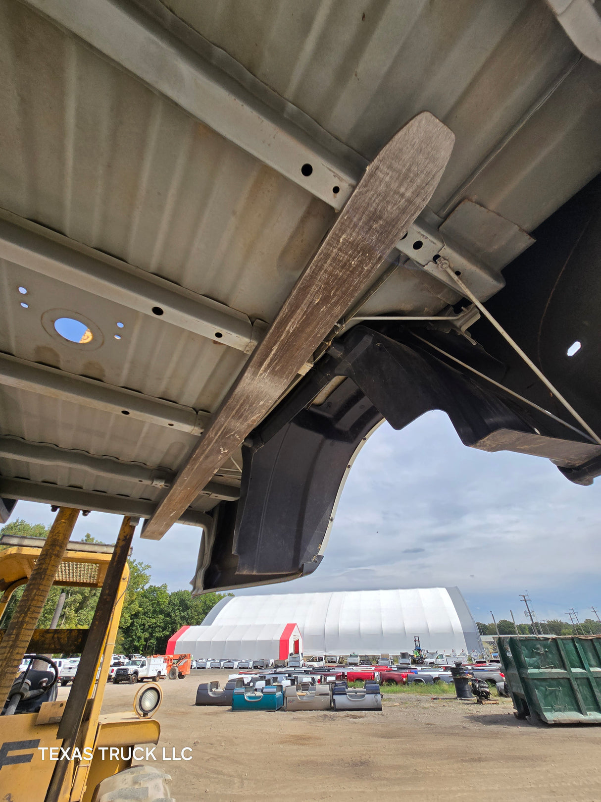 2009-2018 Dodge Ram 3500 4500 4th Gen 8' Dually Truck Passenger Side Bedside - White