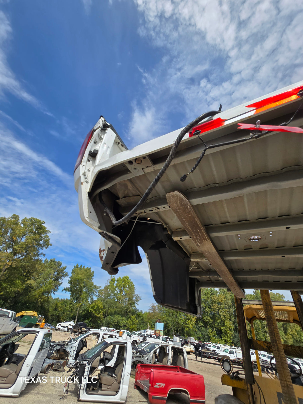 2009-2018 Dodge Ram 3500 4500 4th Gen 8' Dually Truck Passenger Side Bedside - White