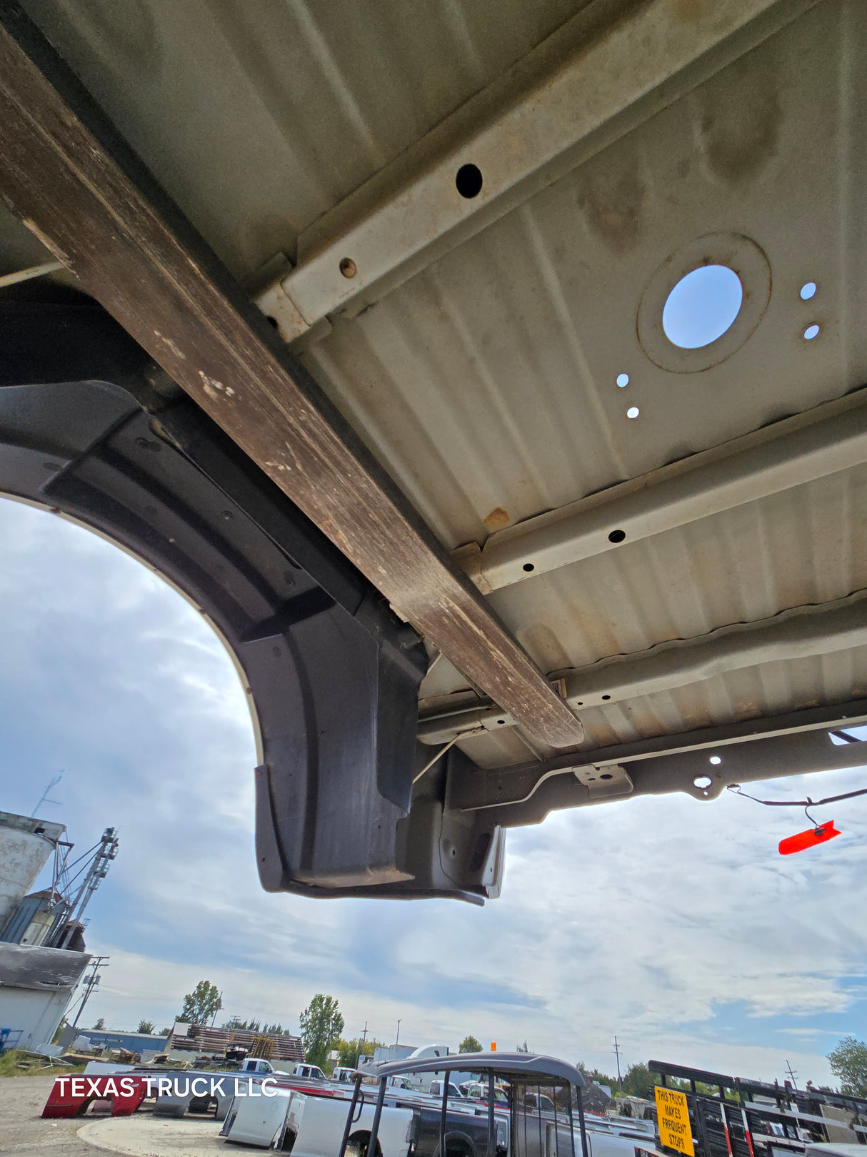 2009-2018 Dodge Ram 3500 4500 4th Gen 8' Dually Truck Passenger Side Bedside - White