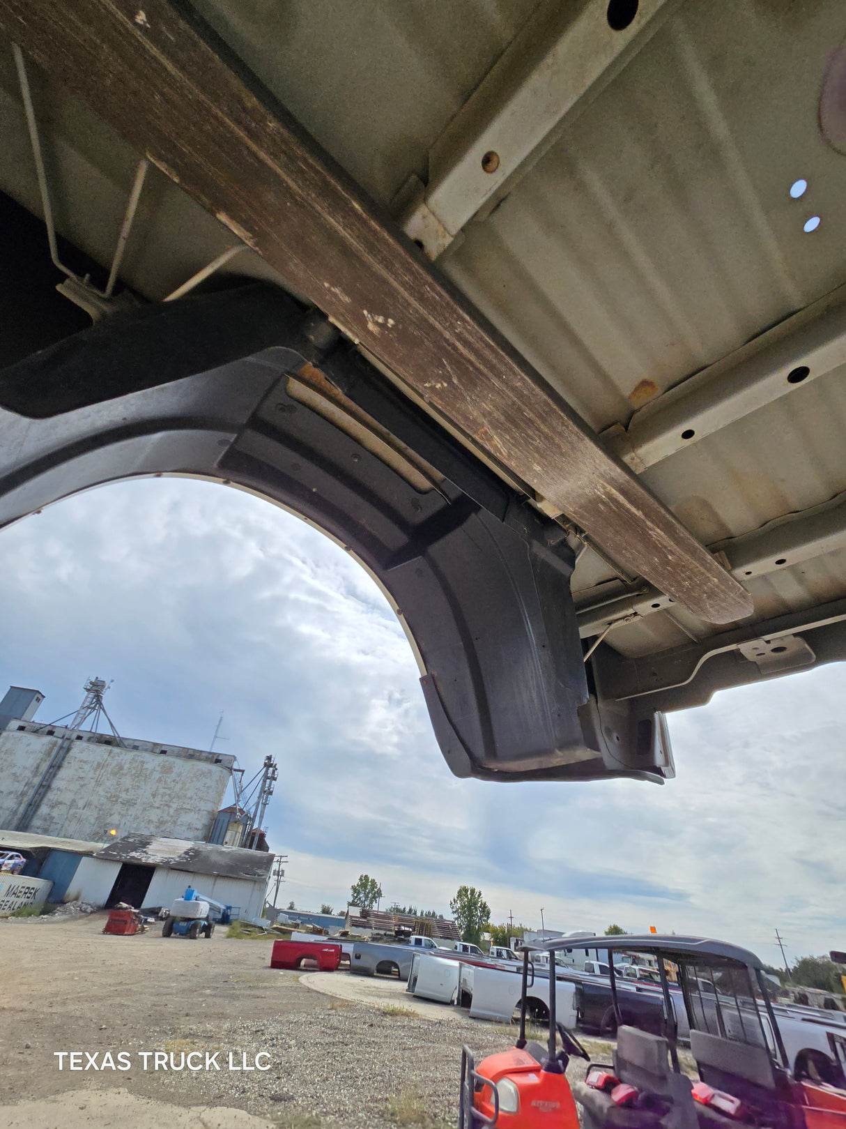 2009-2018 Dodge Ram 3500 4500 4th Gen 8' Dually Truck Passenger Side Bedside - White