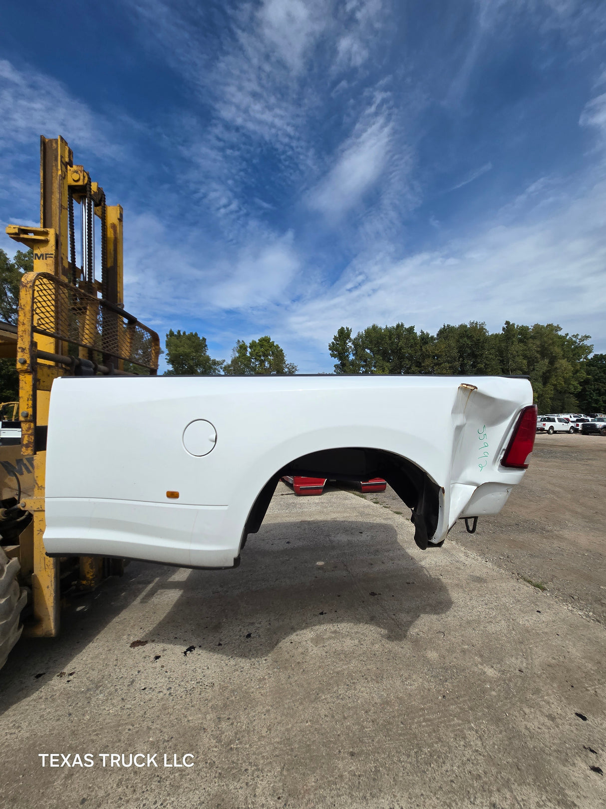 2009-2018 Dodge Ram 3500 4500 4th Gen 8' Dually Truck Passenger Side Bedside - White