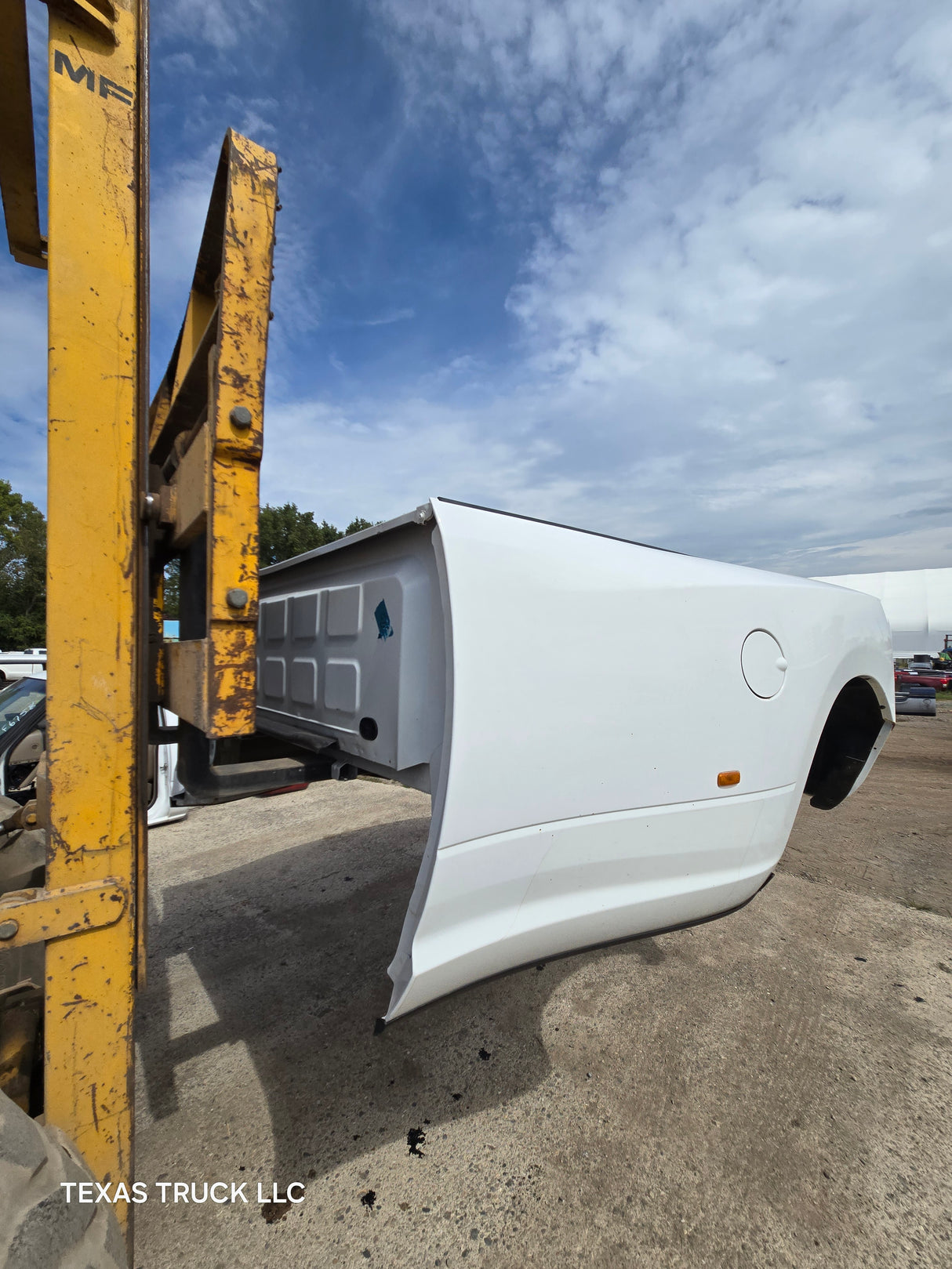 2009-2018 Dodge Ram 3500 4500 4th Gen 8' Dually Truck Passenger Side Bedside - White