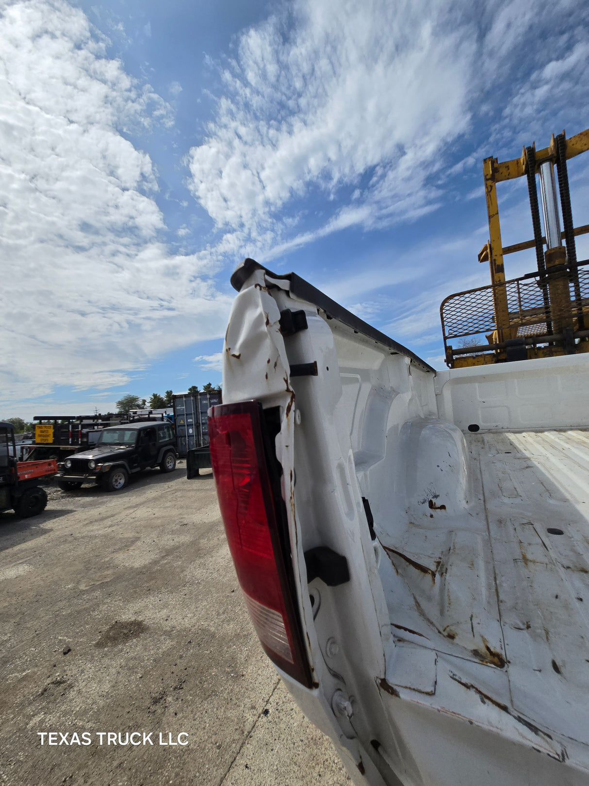 2009-2018 Dodge Ram 3500 4500 4th Gen 8' Dually Truck Passenger Side Bedside - White