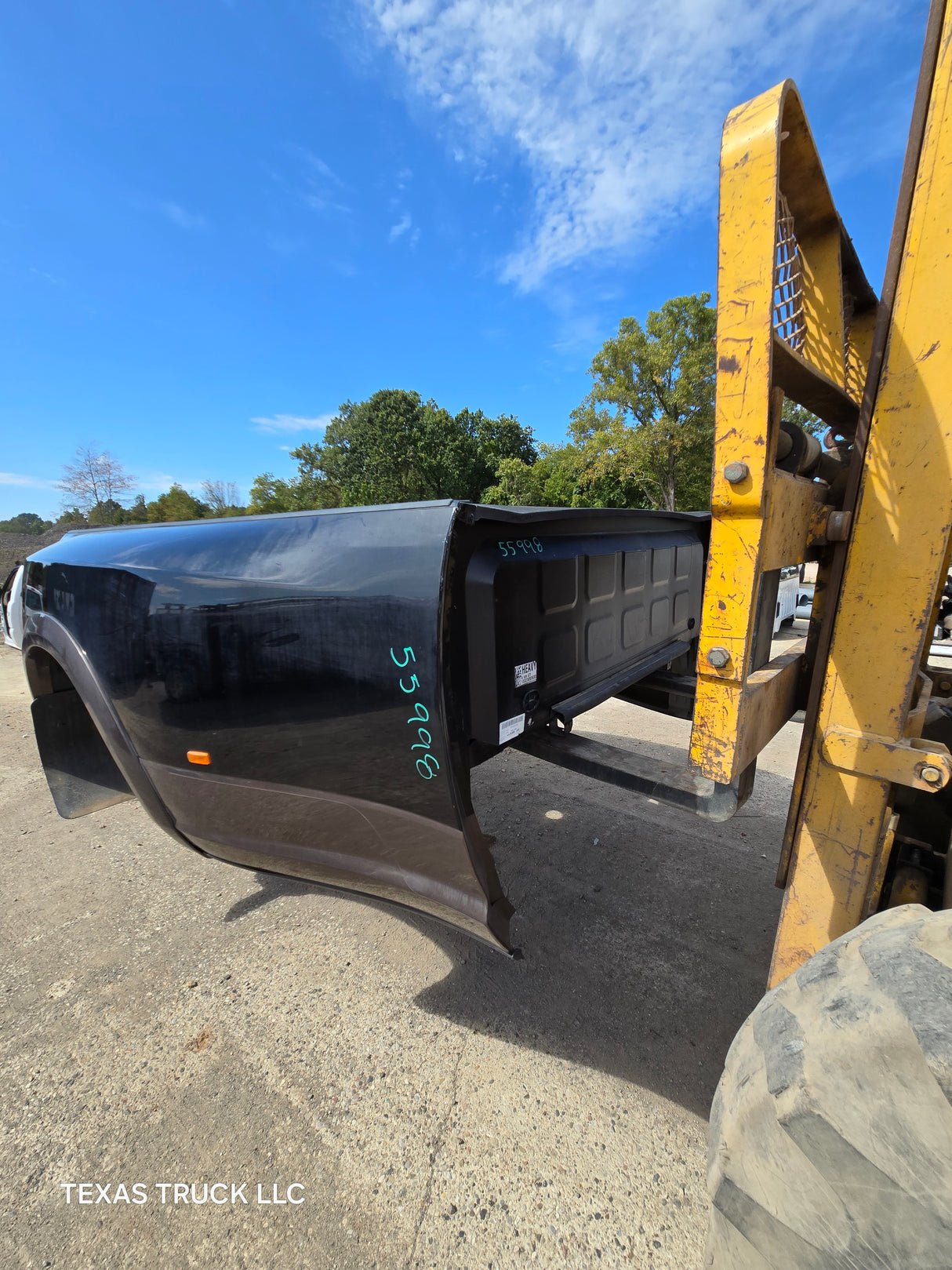 2009-2018 Dodge Ram 3500 4500 4th Gen Dually 8' Truck Truck Bed - Black & Brown