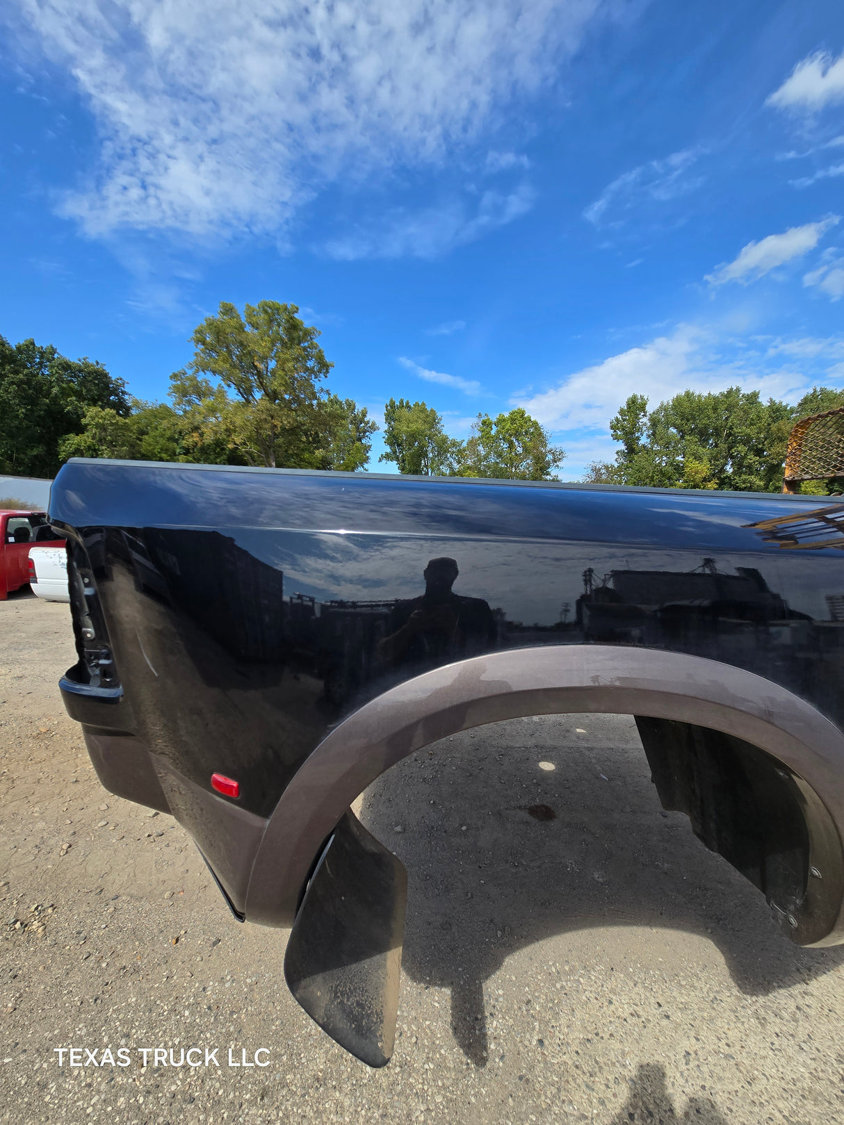 2009-2018 Dodge Ram 3500 4500 4th Gen Dually 8' Truck Truck Bed - Black & Brown