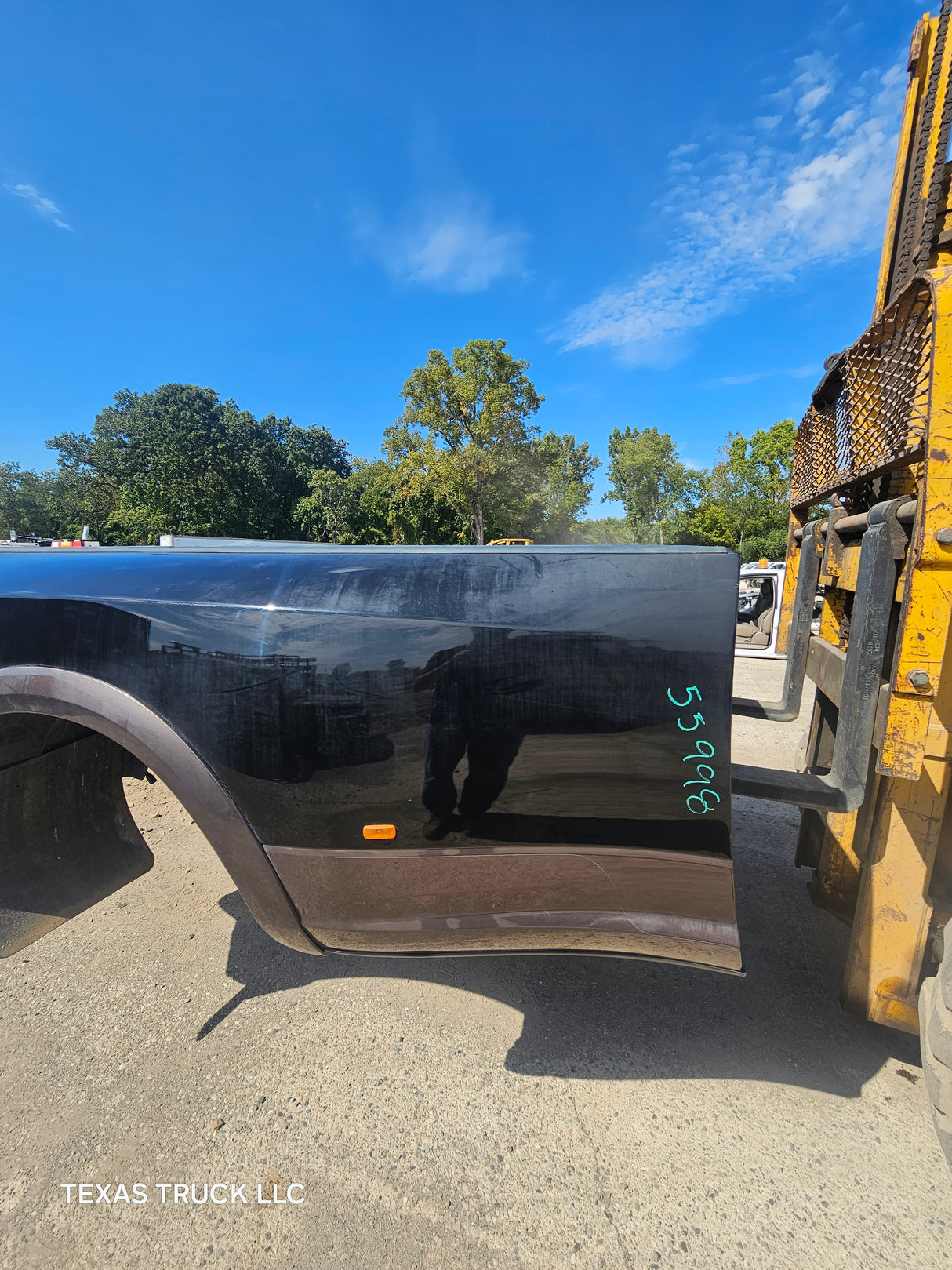 2009-2018 Dodge Ram 3500 4500 4th Gen Dually 8' Truck Truck Bed - Black & Brown