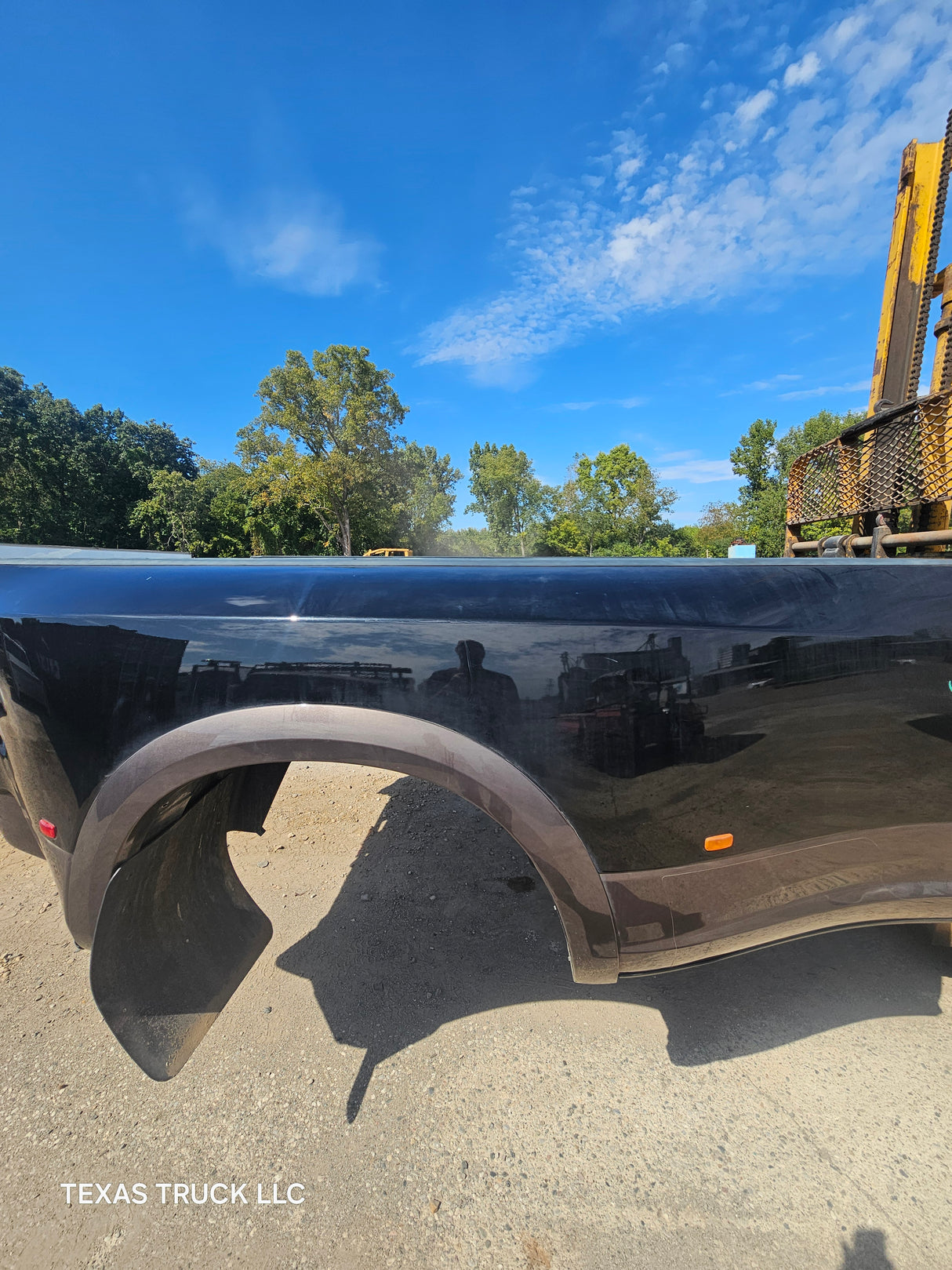 2009-2018 Dodge Ram 3500 4500 4th Gen Dually 8' Truck Truck Bed - Black & Brown