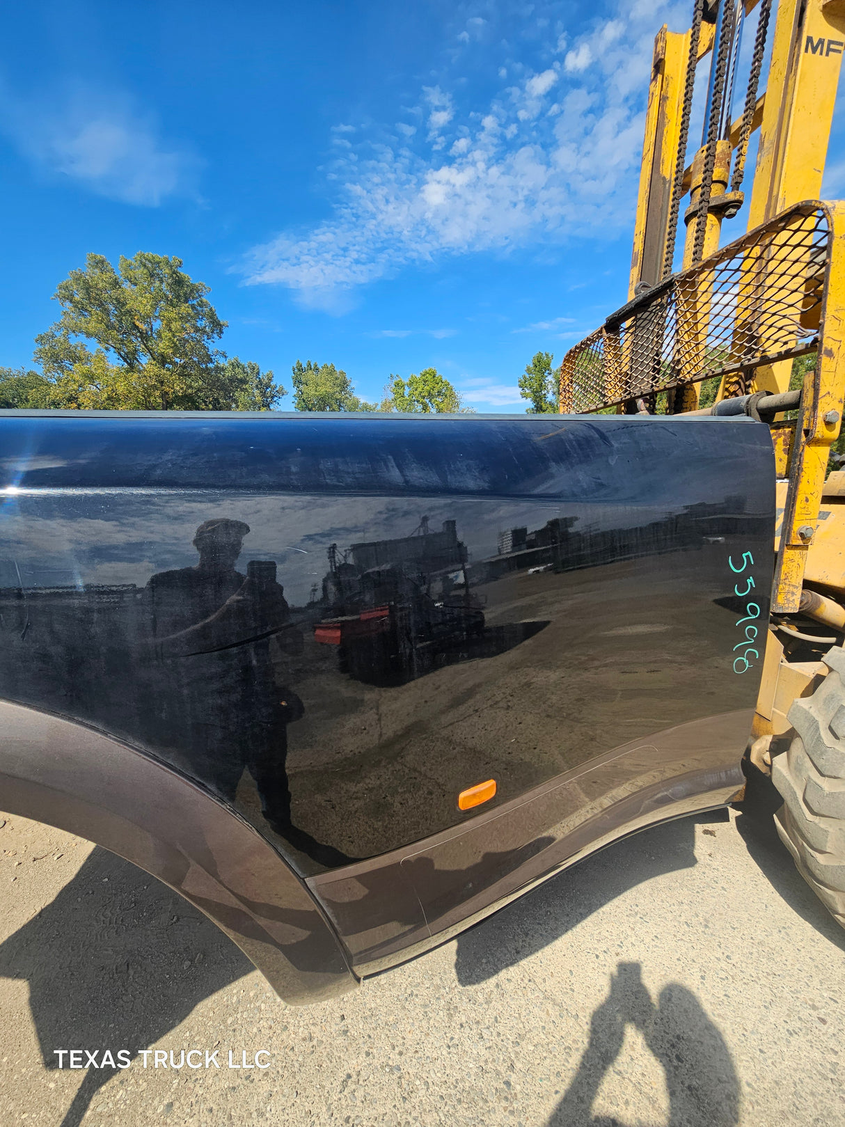 2009-2018 Dodge Ram 3500 4500 4th Gen Dually 8' Truck Truck Bed - Black & Brown