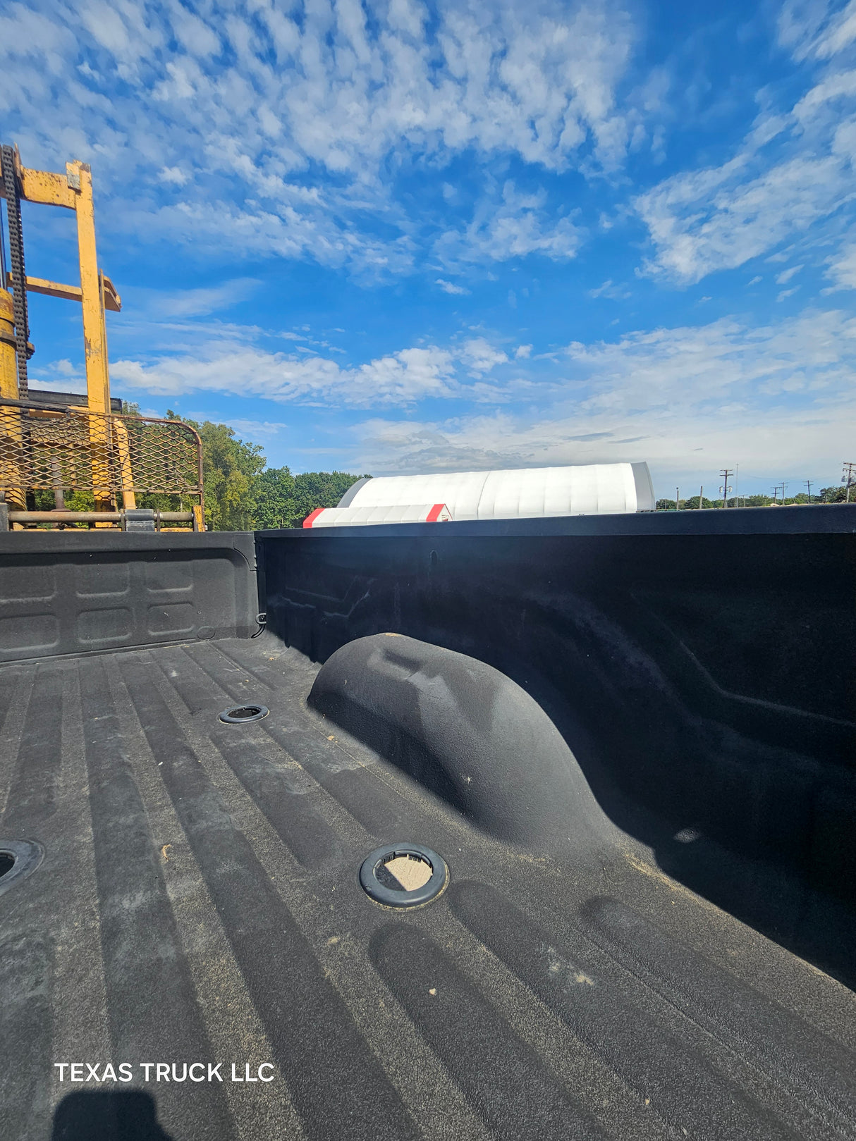 2009-2018 Dodge Ram 3500 4500 4th Gen Dually 8' Truck Truck Bed - Black & Brown