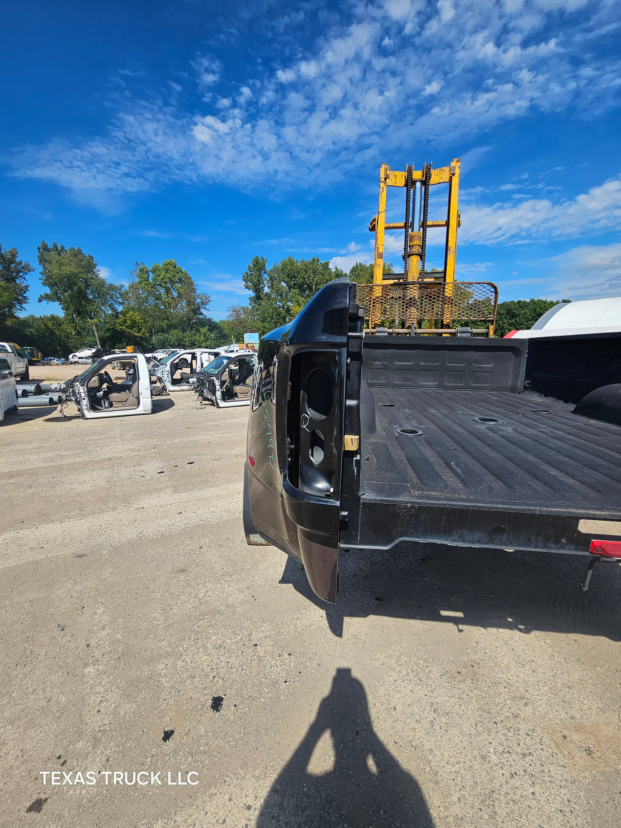 2009-2018 Dodge Ram 3500 4500 4th Gen Dually 8' Truck Truck Bed - Black & Brown