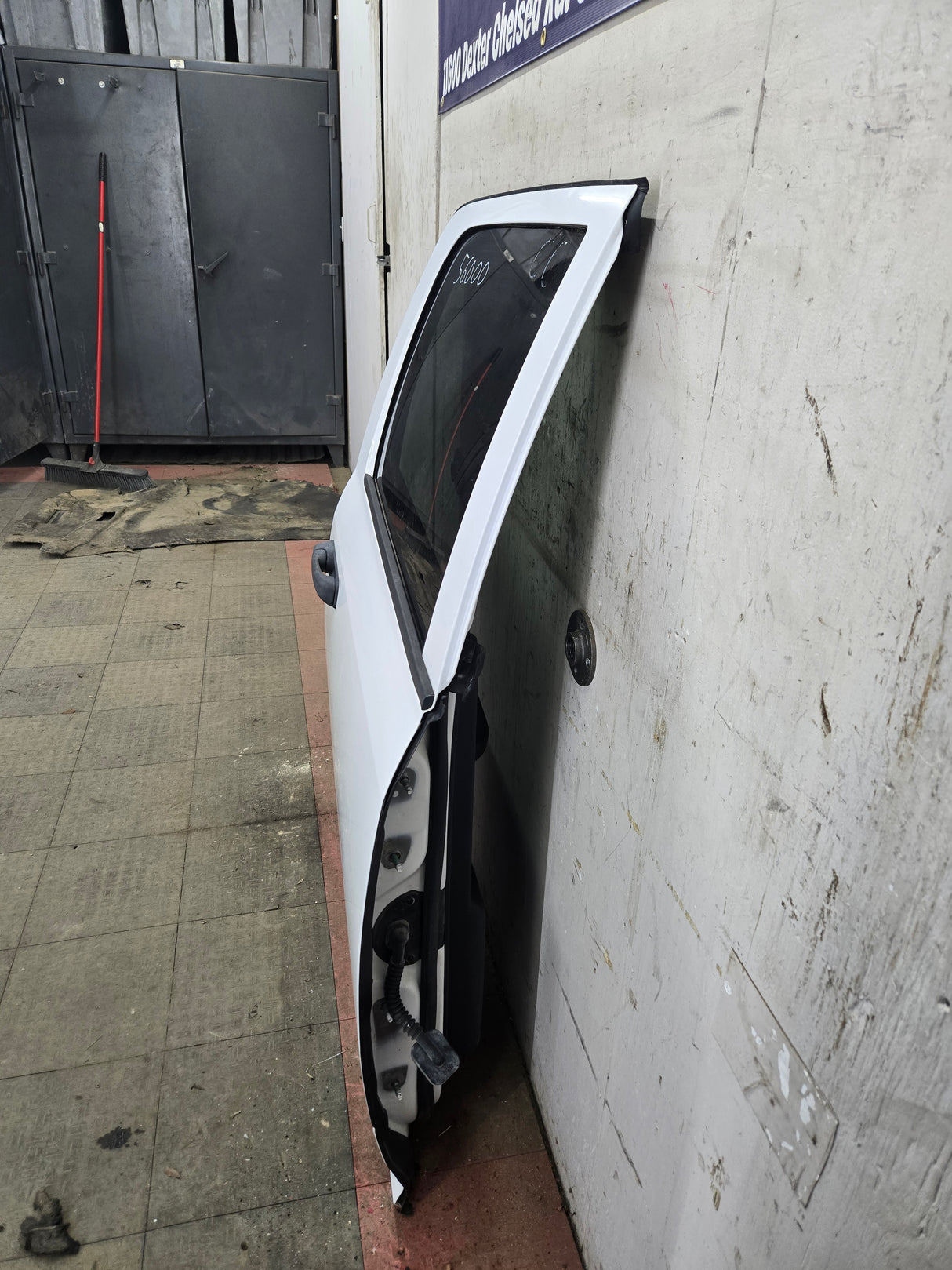 2009-2018 Dodge Ram 4th Gen RH Passenger Side Rear CREW Cab Door 1500 2500 3500 4500 5500 - White