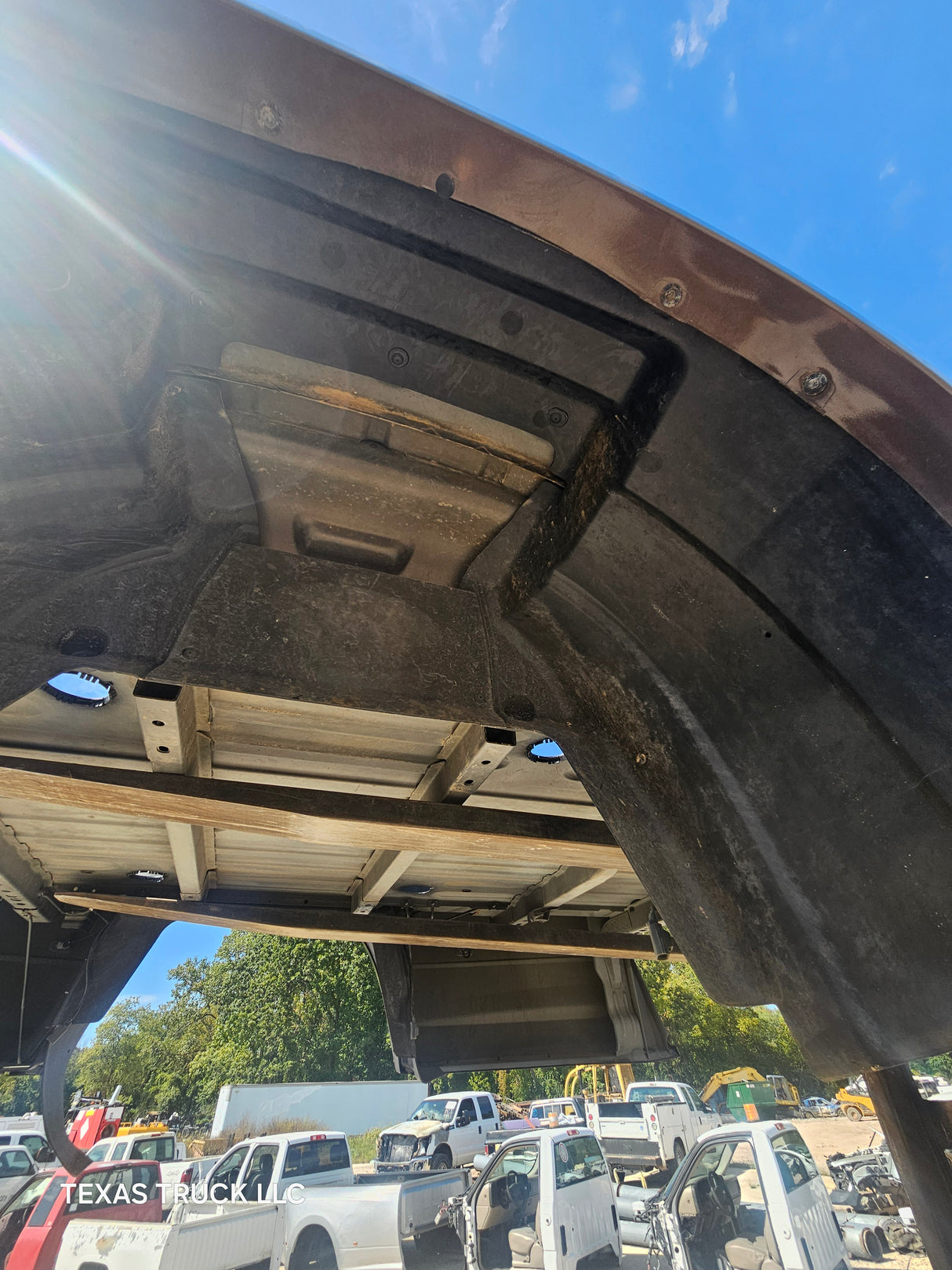 2009-2018 Dodge Ram 3500 4500 4th Gen Dually 8' Truck Truck Bed - Black & Brown