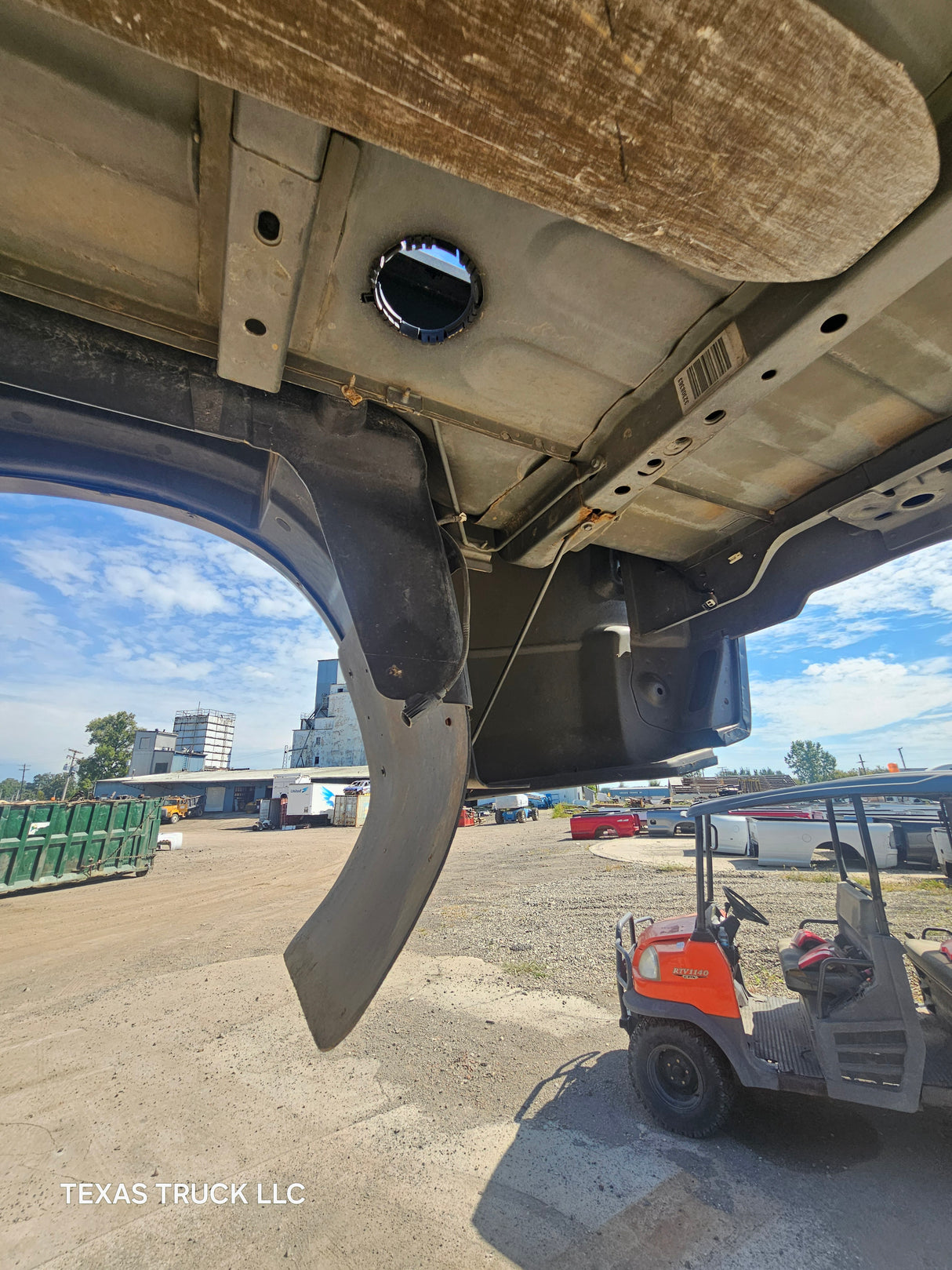 2009-2018 Dodge Ram 3500 4500 4th Gen Dually 8' Truck Truck Bed - Black & Brown