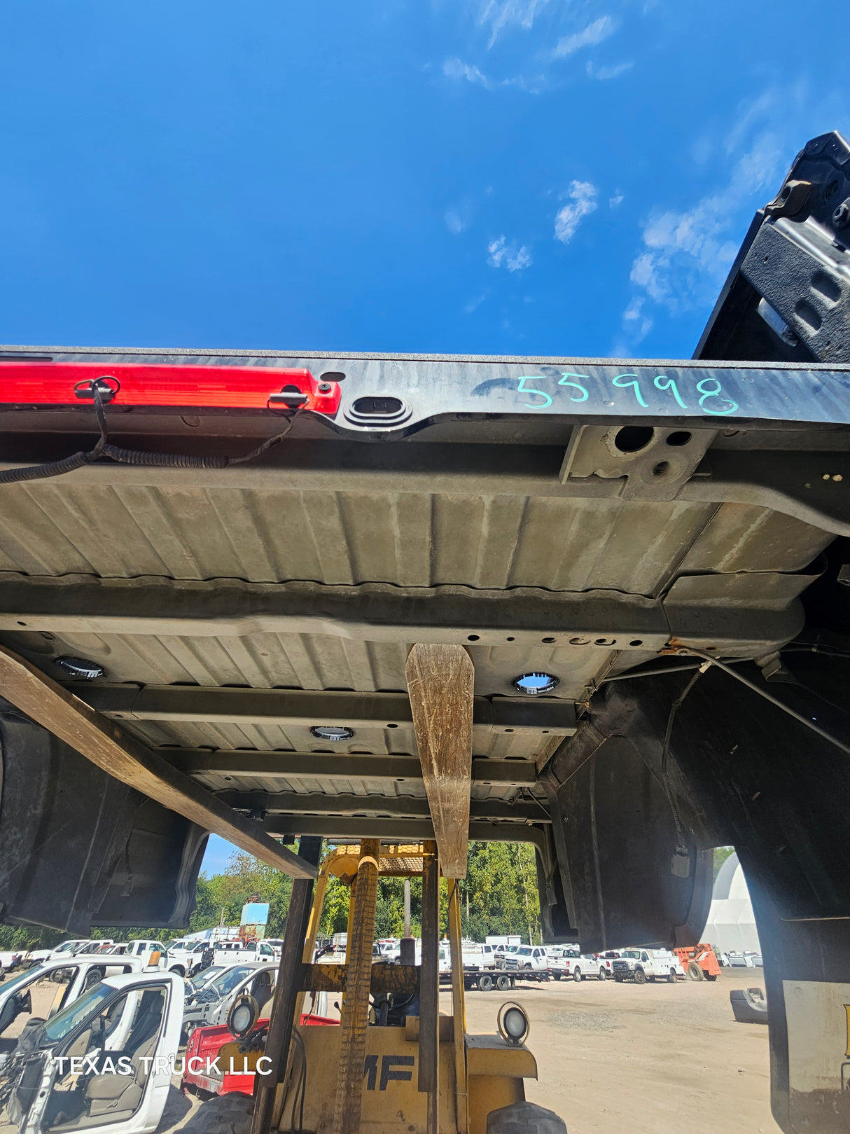 2009-2018 Dodge Ram 3500 4500 4th Gen Dually 8' Truck Truck Bed - Black & Brown