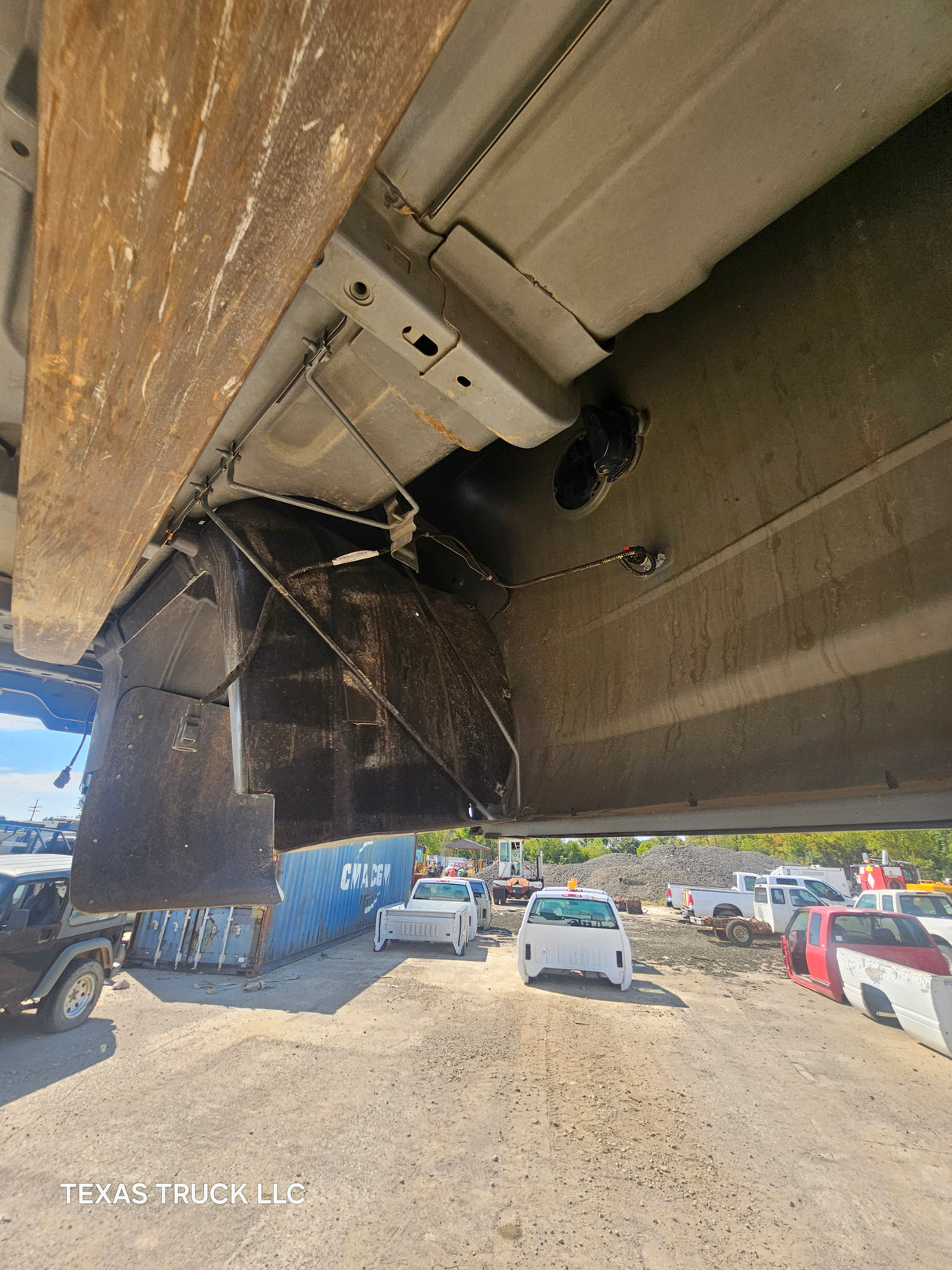 2009-2018 Dodge Ram 3500 4500 4th Gen Dually 8' Truck Truck Bed - Black & Brown