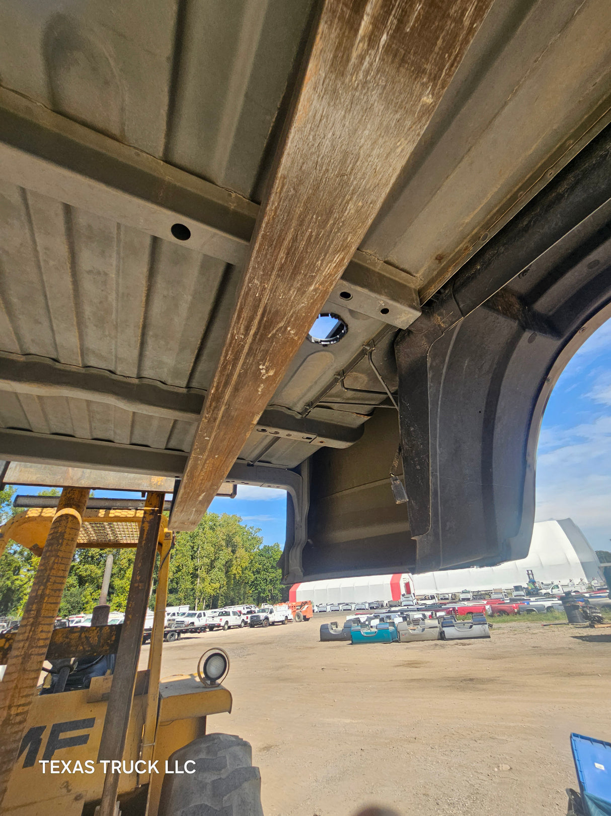 2009-2018 Dodge Ram 3500 4500 4th Gen Dually 8' Truck Truck Bed - Black & Brown