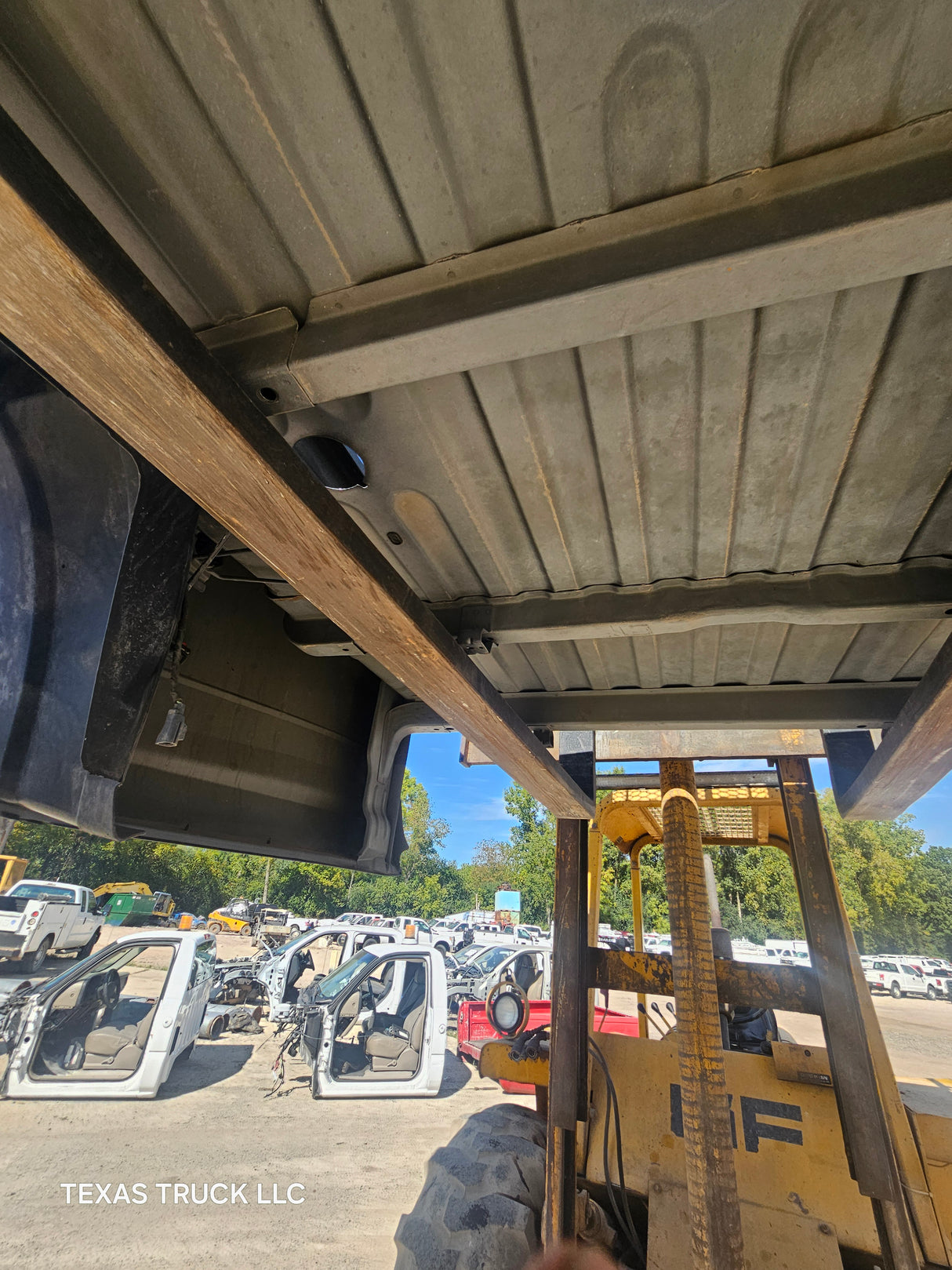 2009-2018 Dodge Ram 3500 4500 4th Gen Dually 8' Truck Truck Bed - Black & Brown