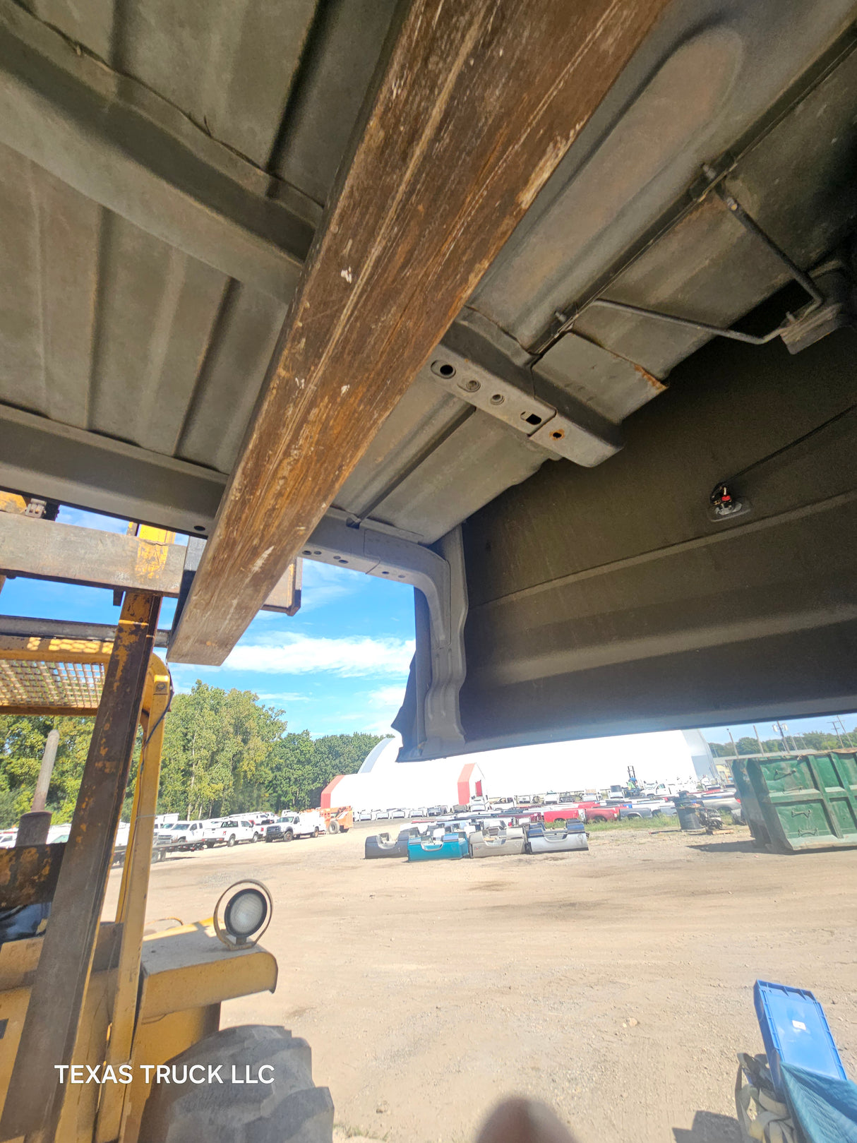 2009-2018 Dodge Ram 3500 4500 4th Gen Dually 8' Truck Truck Bed - Black & Brown