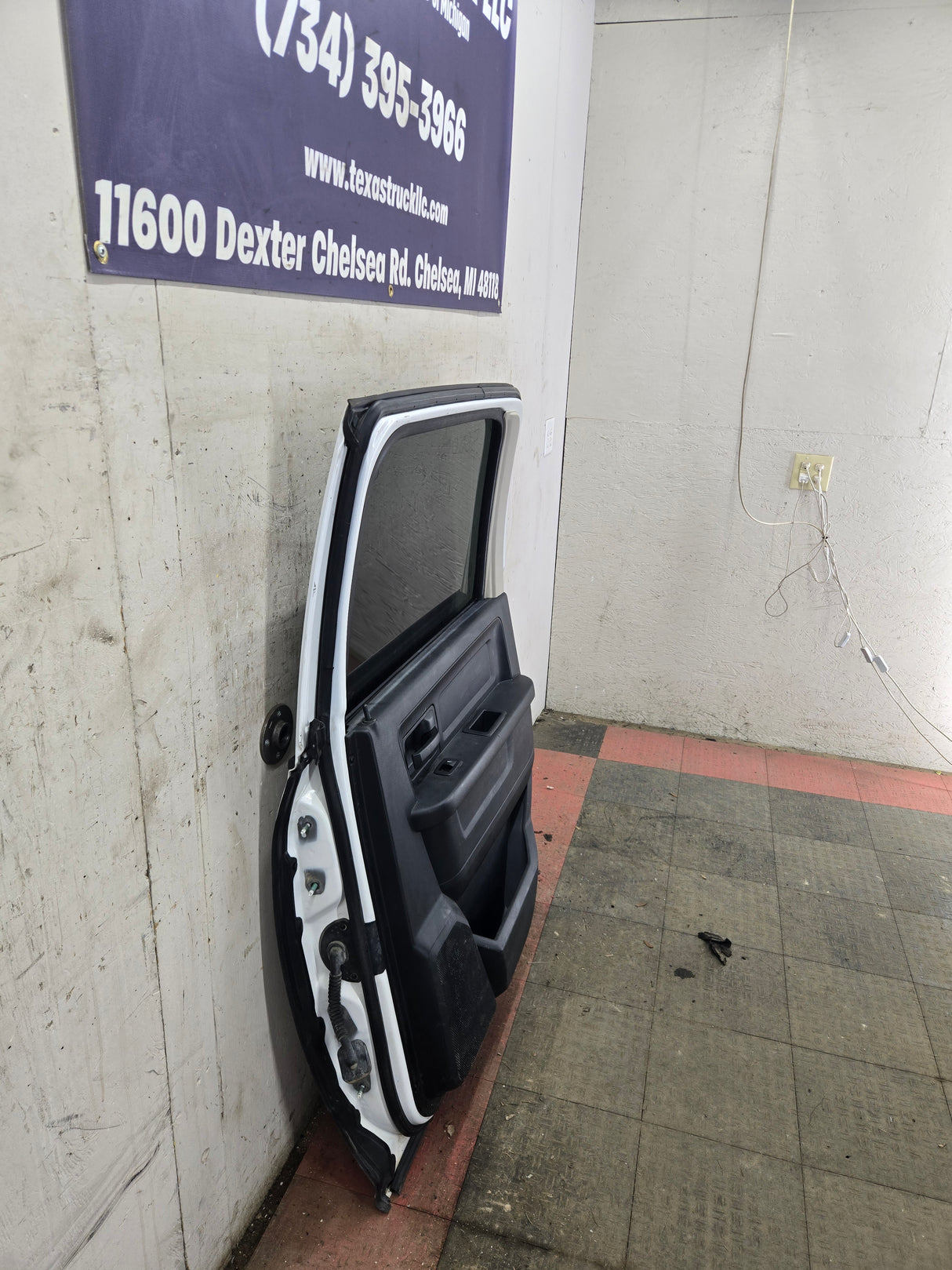 2009-2018 Dodge Ram 4th Gen RH Passenger Side Rear CREW Cab Door 1500 2500 3500 4500 5500 - White