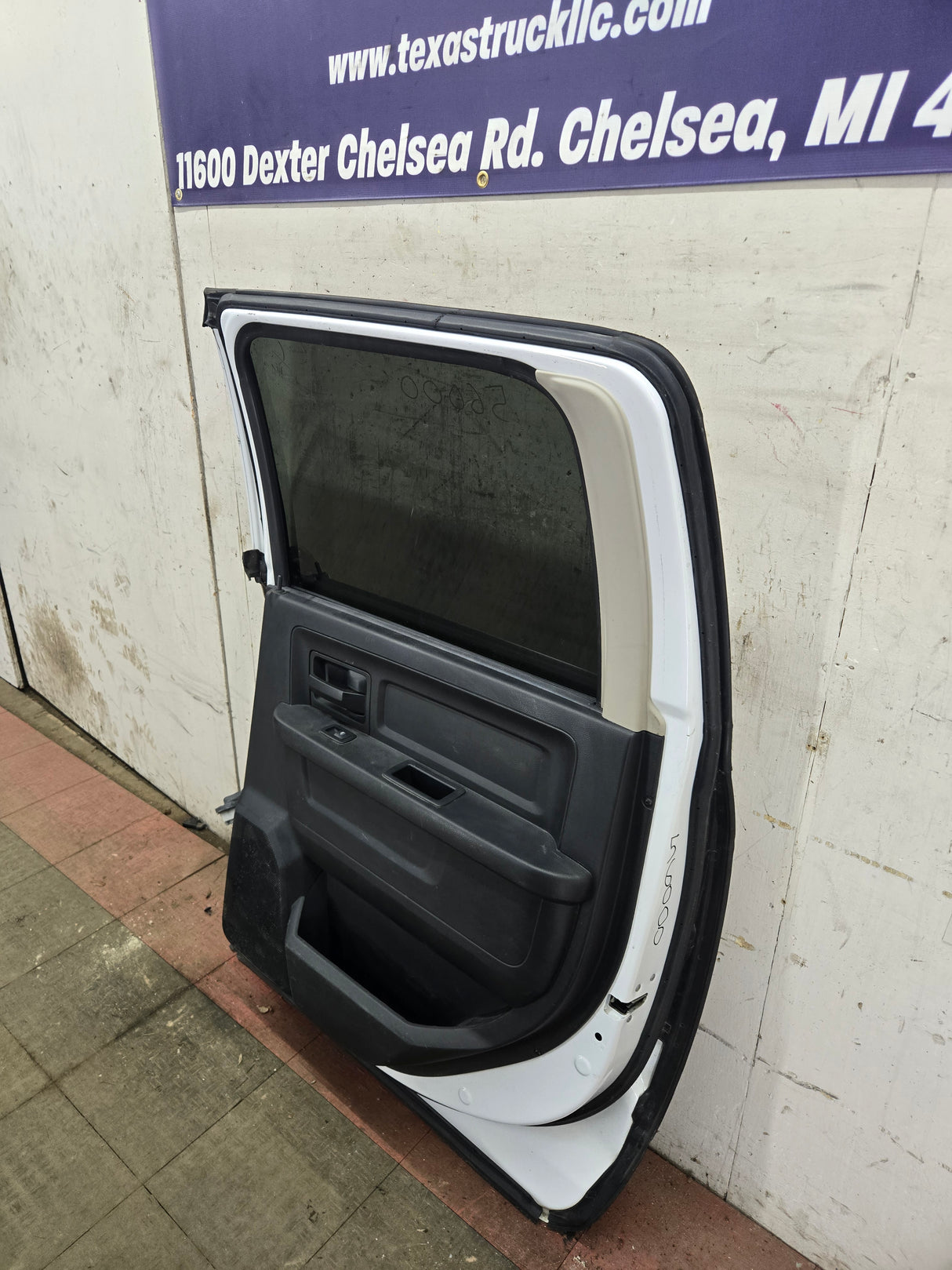 2009-2018 Dodge Ram 4th Gen RH Passenger Side Rear CREW Cab Door 1500 2500 3500 4500 5500 - White