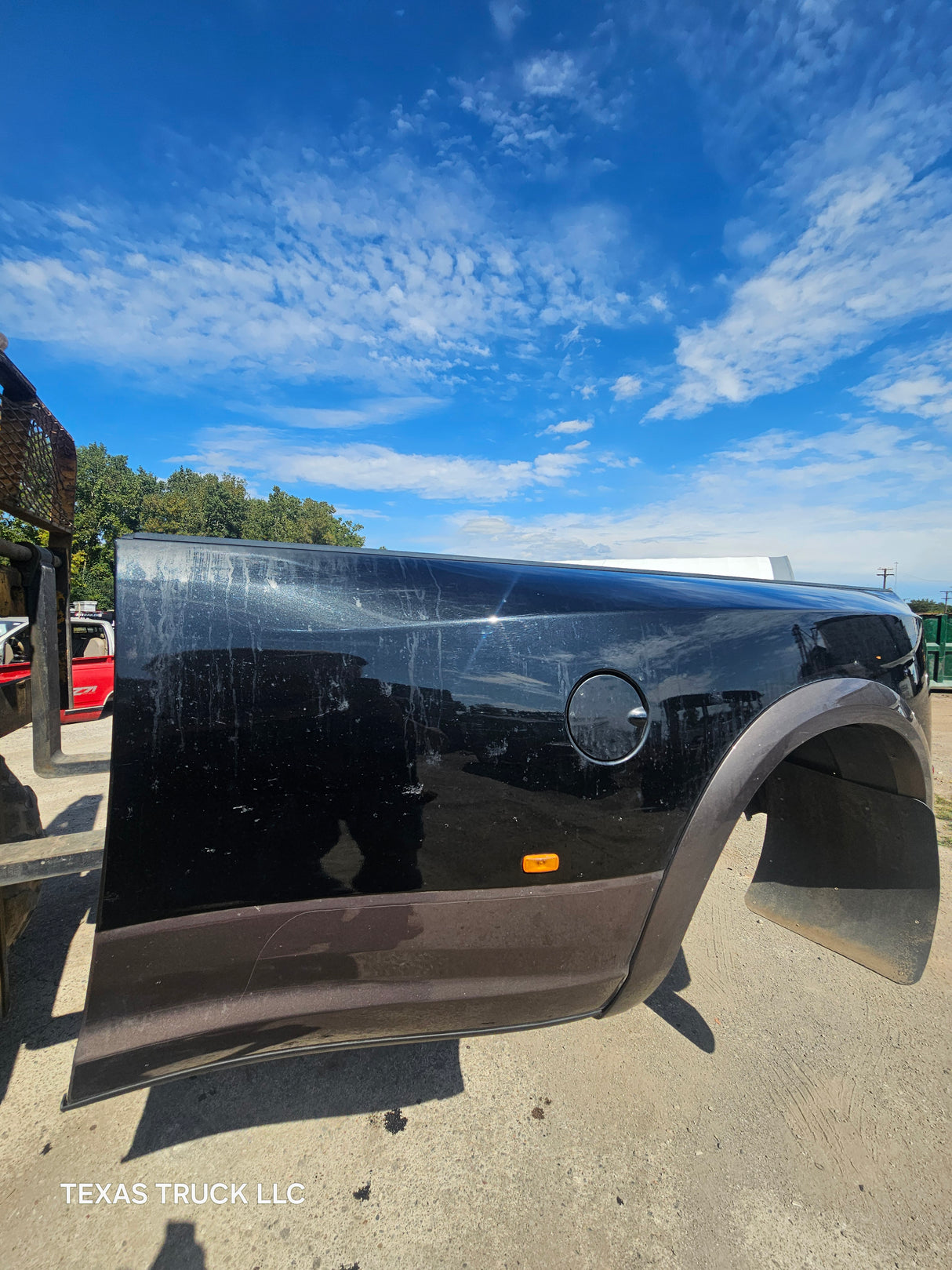 2009-2018 Dodge Ram 3500 4500 4th Gen Dually 8' Truck Truck Bed - Black & Brown