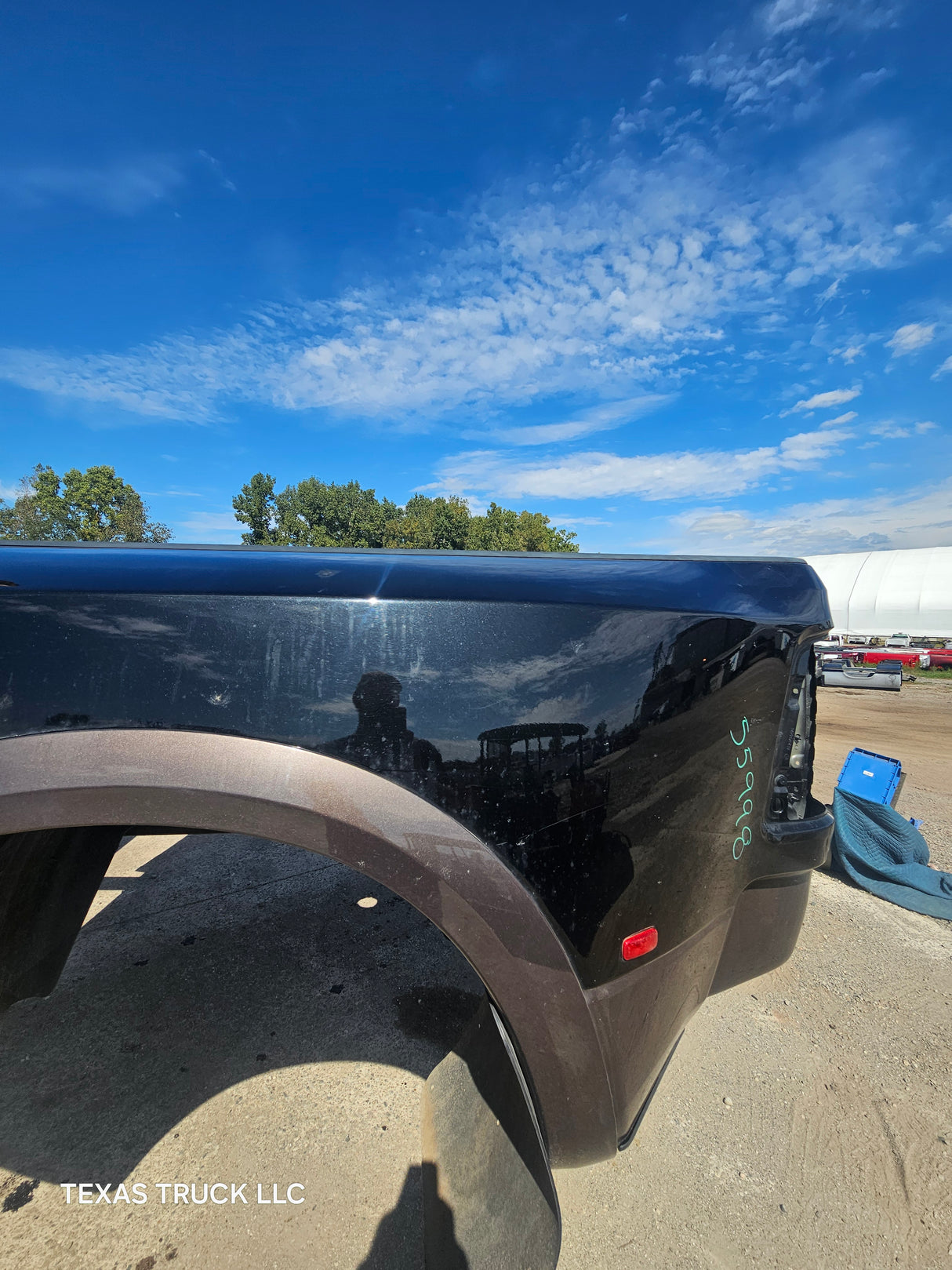 2009-2018 Dodge Ram 3500 4500 4th Gen Dually 8' Truck Truck Bed - Black & Brown