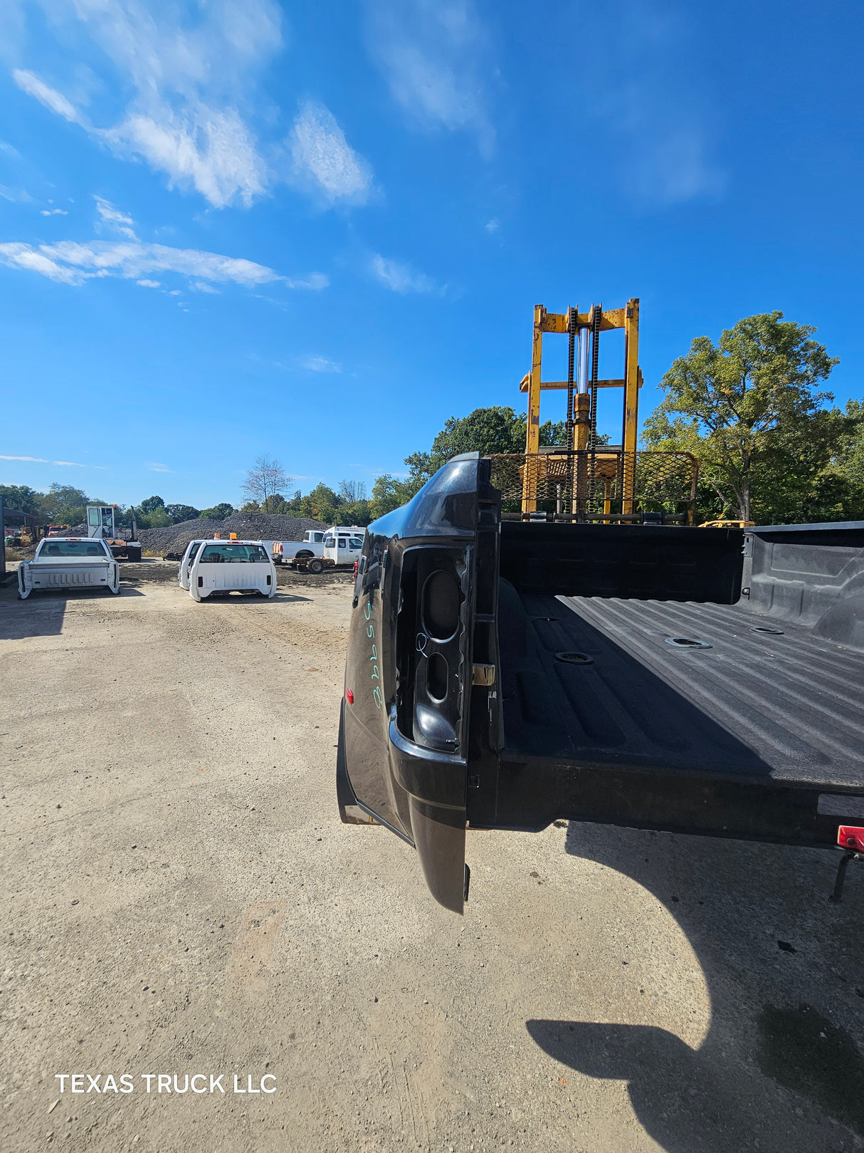 2009-2018 Dodge Ram 3500 4500 4th Gen Dually 8' Truck Truck Bed - Black & Brown