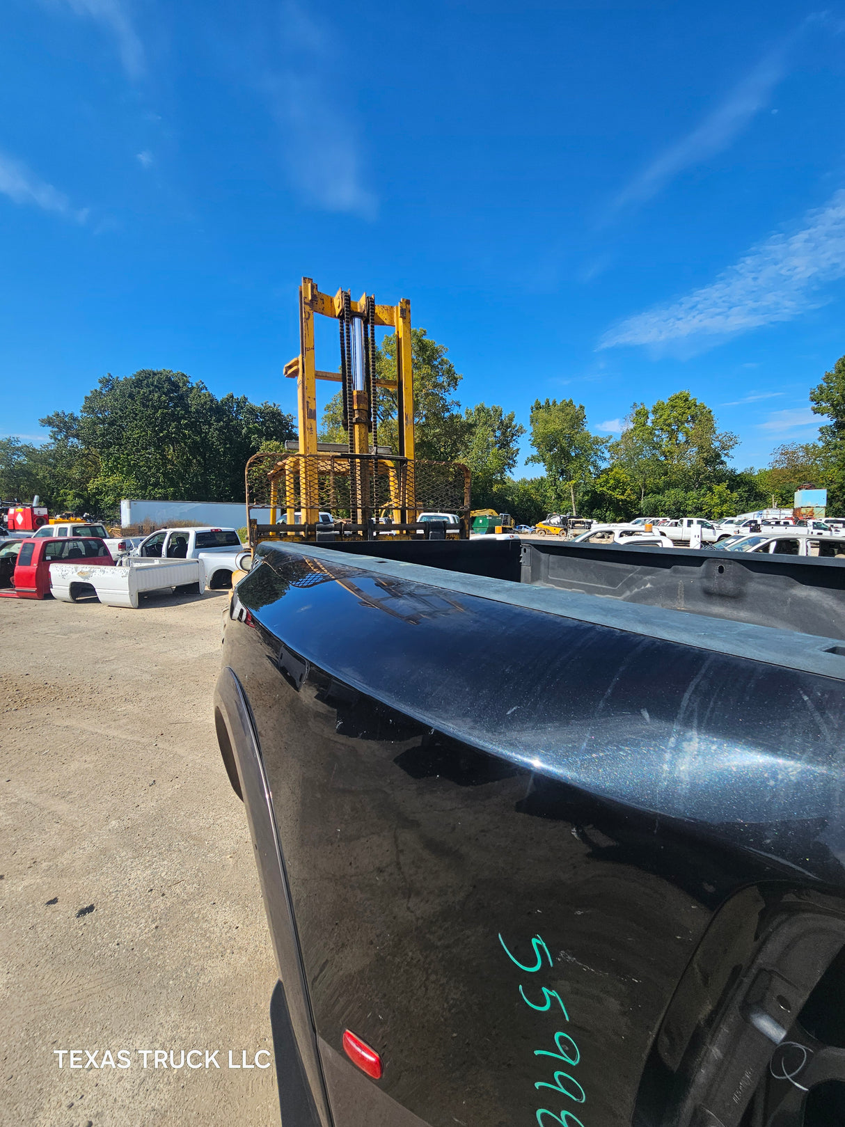 2009-2018 Dodge Ram 3500 4500 4th Gen Dually 8' Truck Truck Bed - Black & Brown