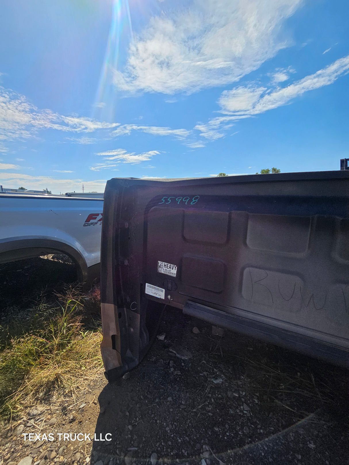 2009-2018 Dodge Ram 3500 4500 4th Gen Dually 8' Truck Truck Bed - Black & Brown