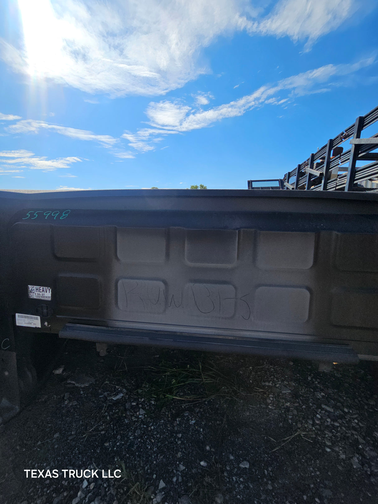 2009-2018 Dodge Ram 3500 4500 4th Gen Dually 8' Truck Truck Bed - Black & Brown