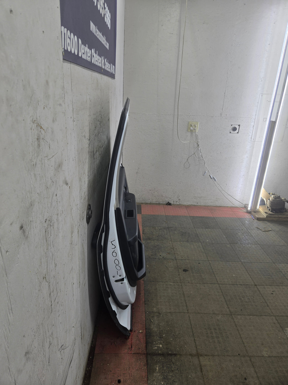 2009-2018 Dodge Ram 4th Gen LH Driver Side Rear CREW Cab Door 1500 2500 3500 4500 5500 - White