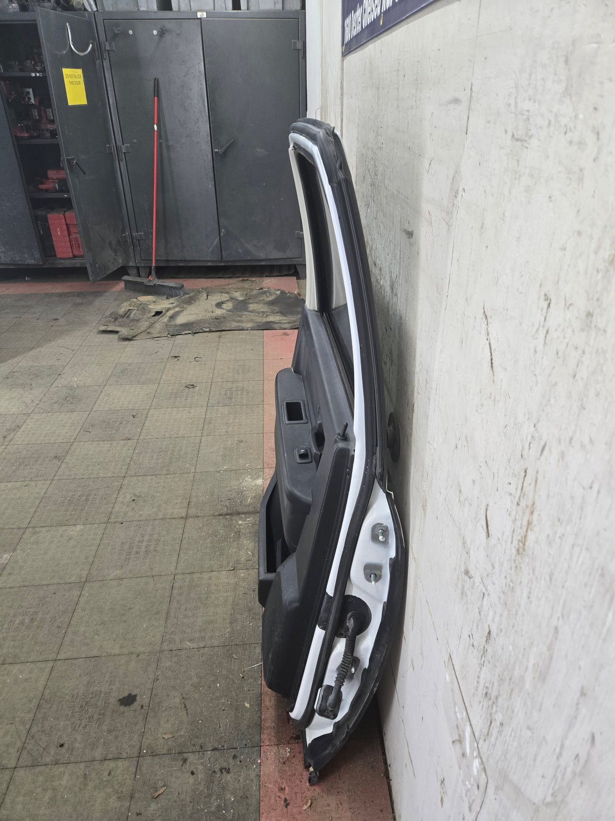 2009-2018 Dodge Ram 4th Gen LH Driver Side Rear CREW Cab Door 1500 2500 3500 4500 5500 - White