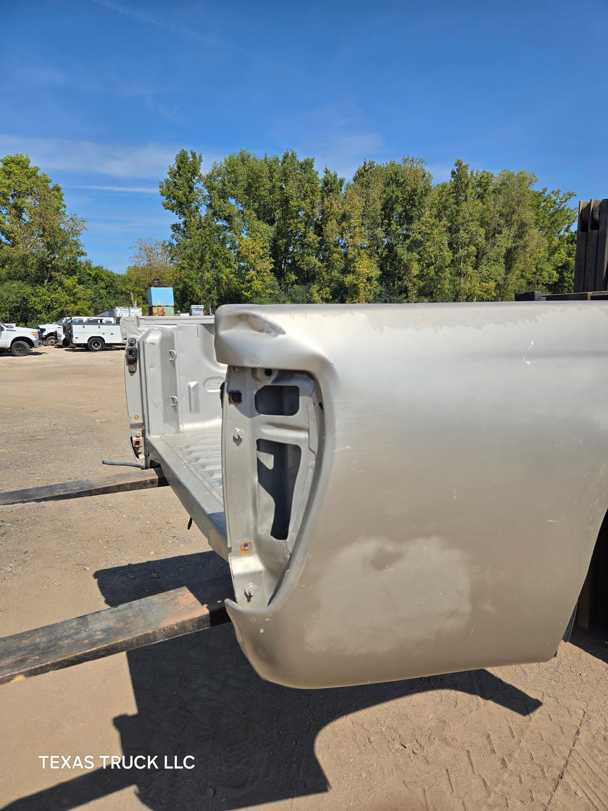 2004-2013 Chevrolet Colorado/ GMC Canyon Crew Cab Truck Bed - Silver/Tan