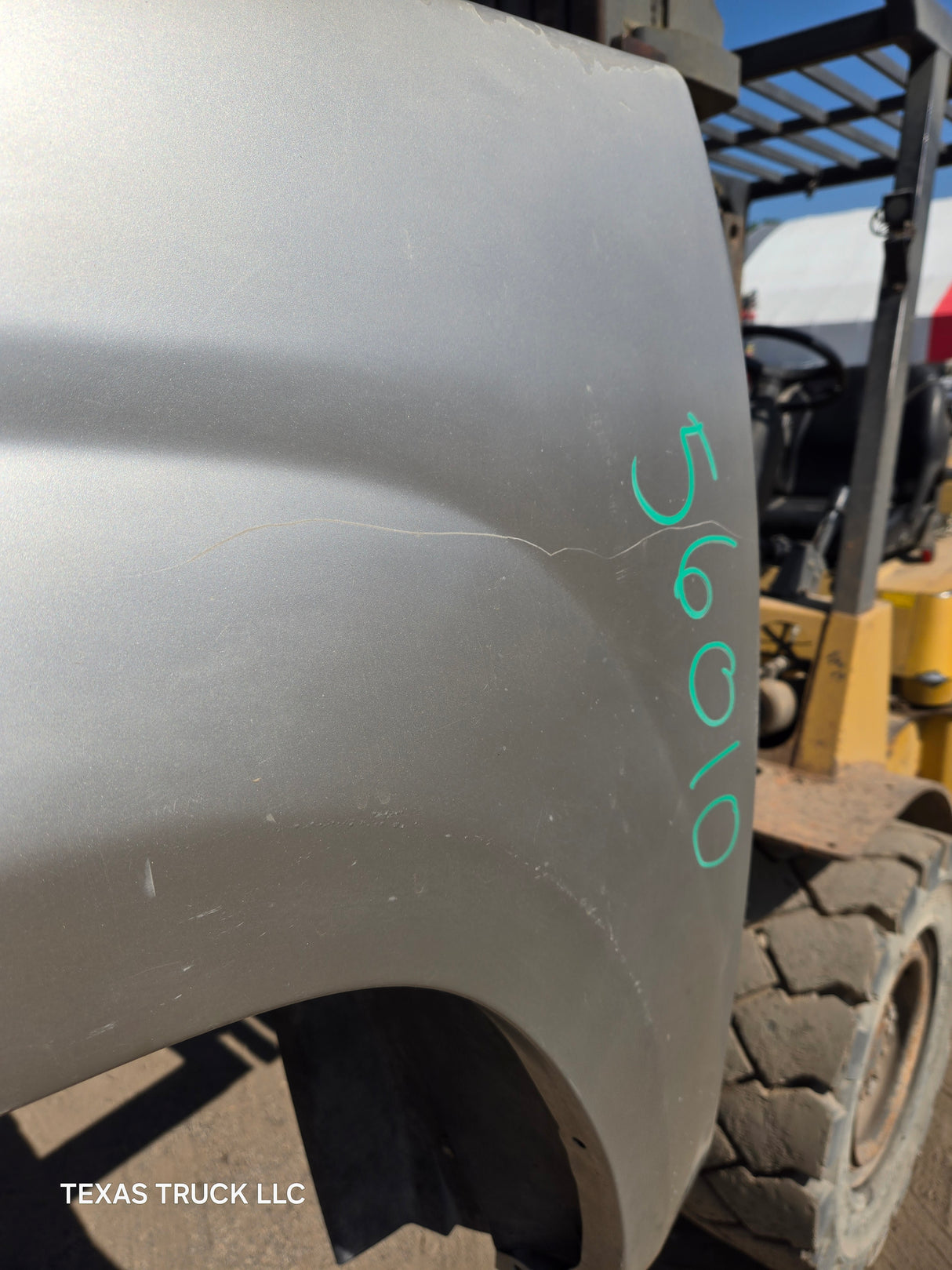 2004-2013 Chevrolet Colorado/ GMC Canyon Crew Cab Truck Bed - Silver/Tan