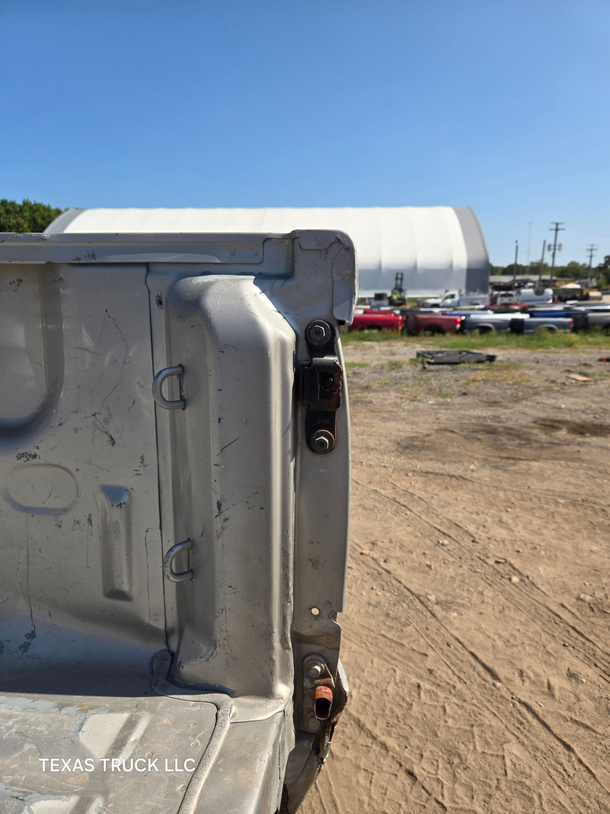 2004-2013 Chevrolet Colorado/ GMC Canyon Crew Cab Truck Bed - Silver/Tan